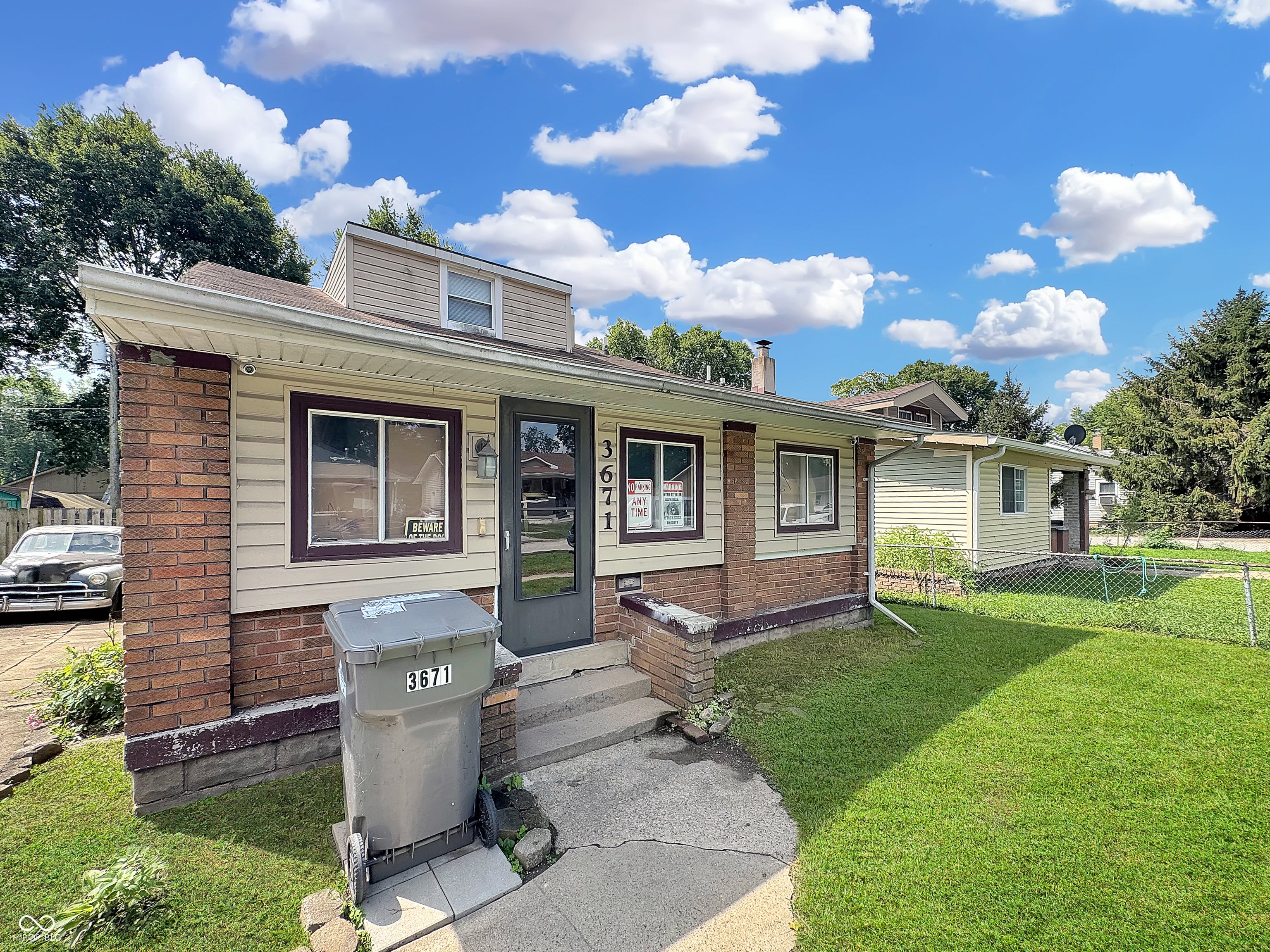 3671 Creston Drive — photo