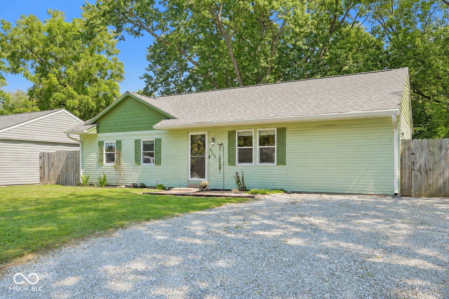 1113 Clifford Court — photo