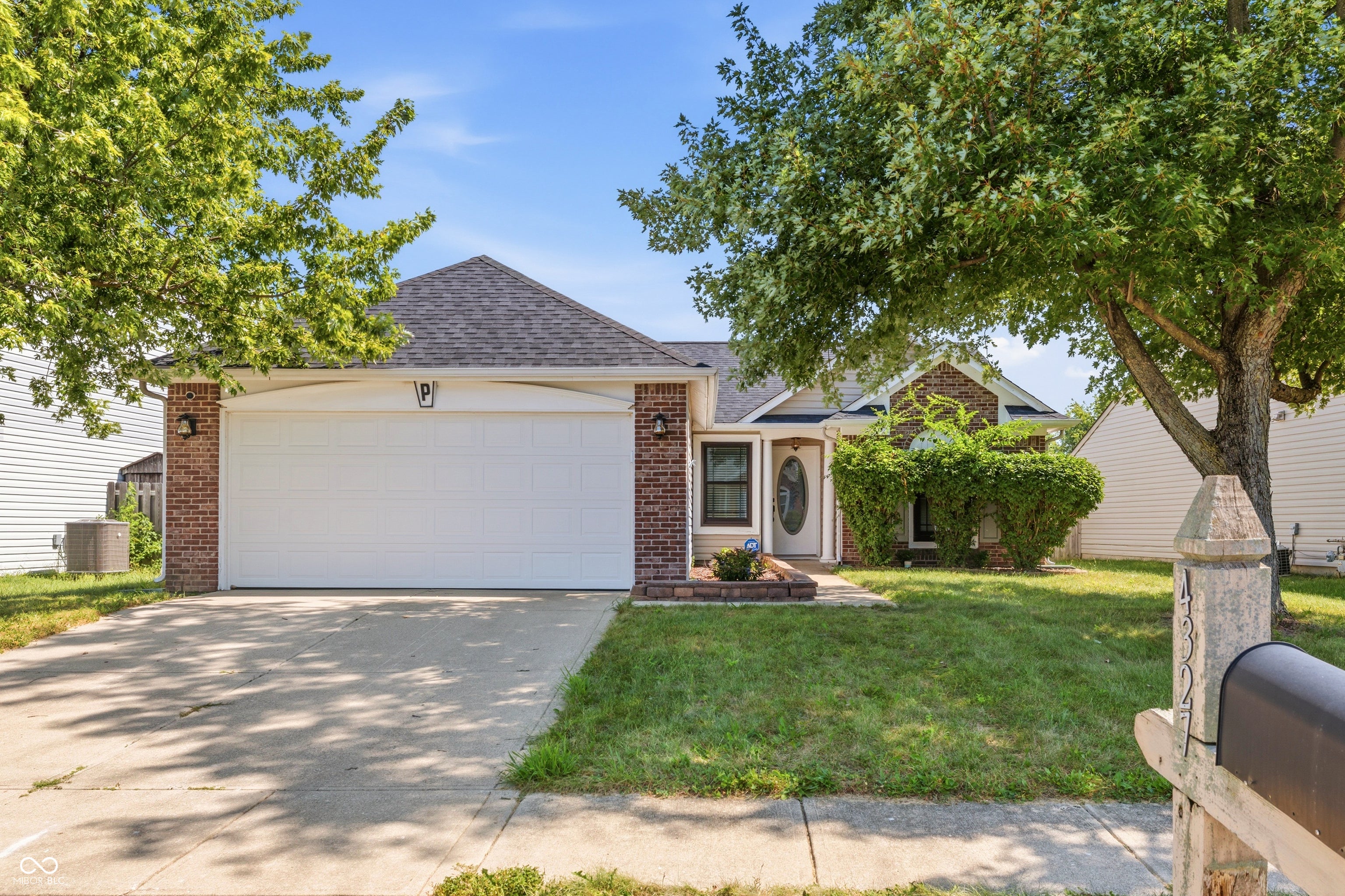 4327 Strawflower Drive — photo