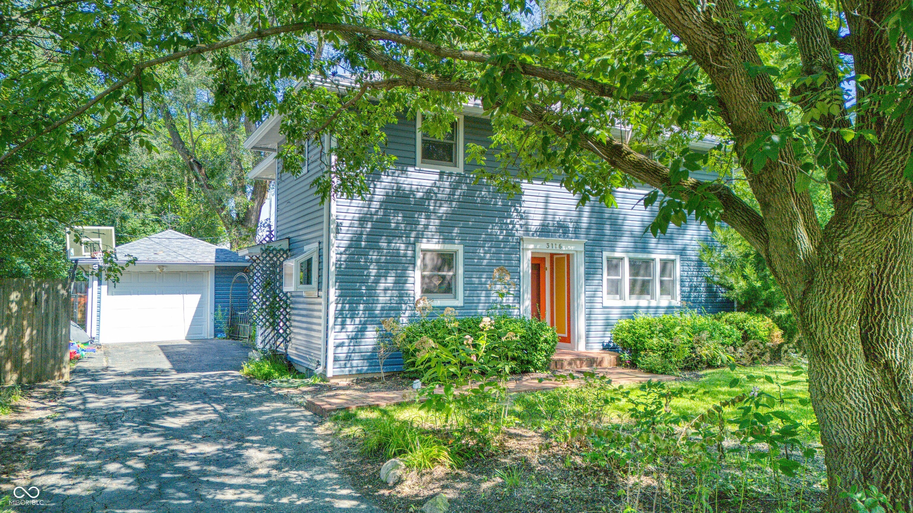 3116 W Torquay Road — photo