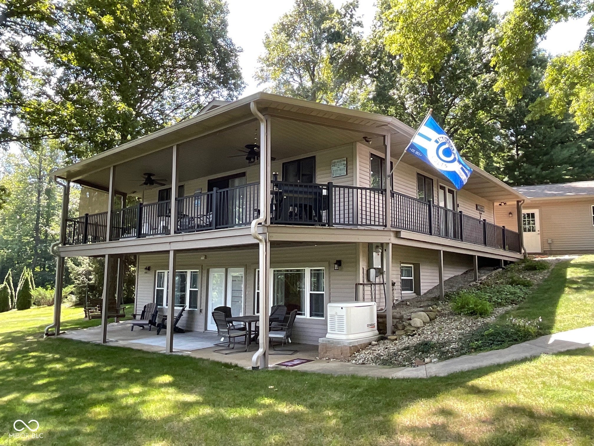 1065 S Turnbow Drive — photo
