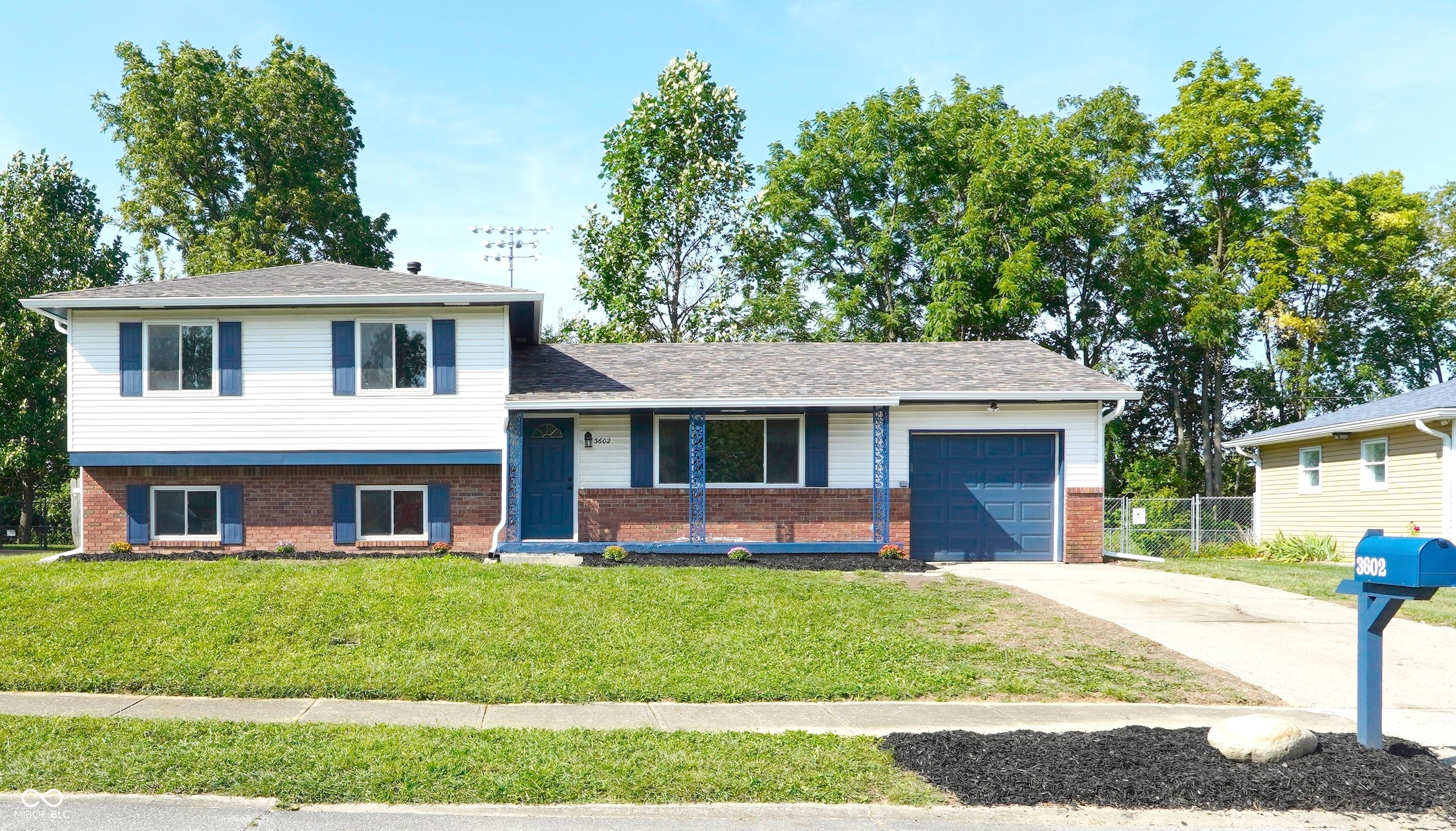3602 Redwood Drive — photo
