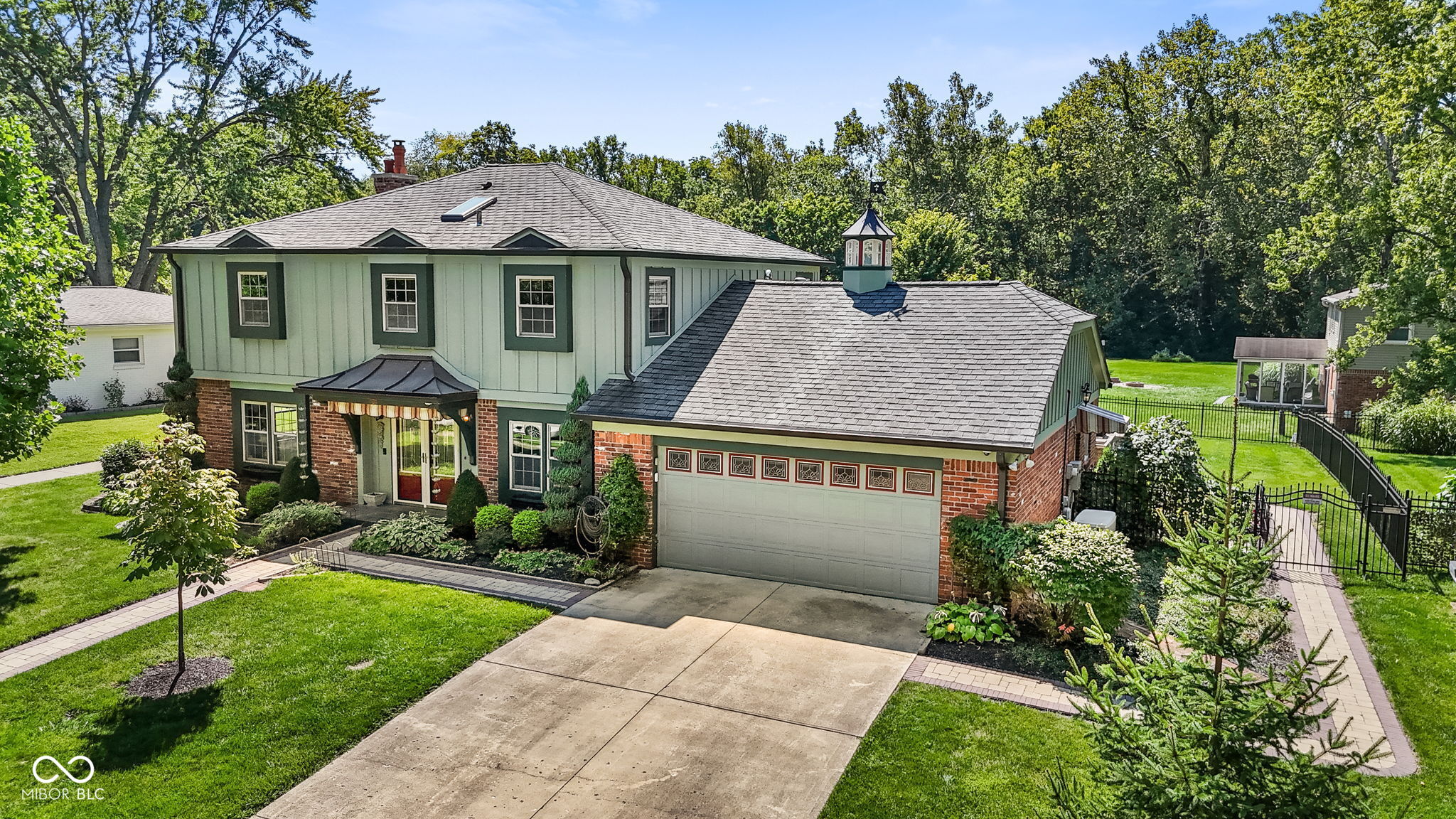 8433 Warrington Drive — photo