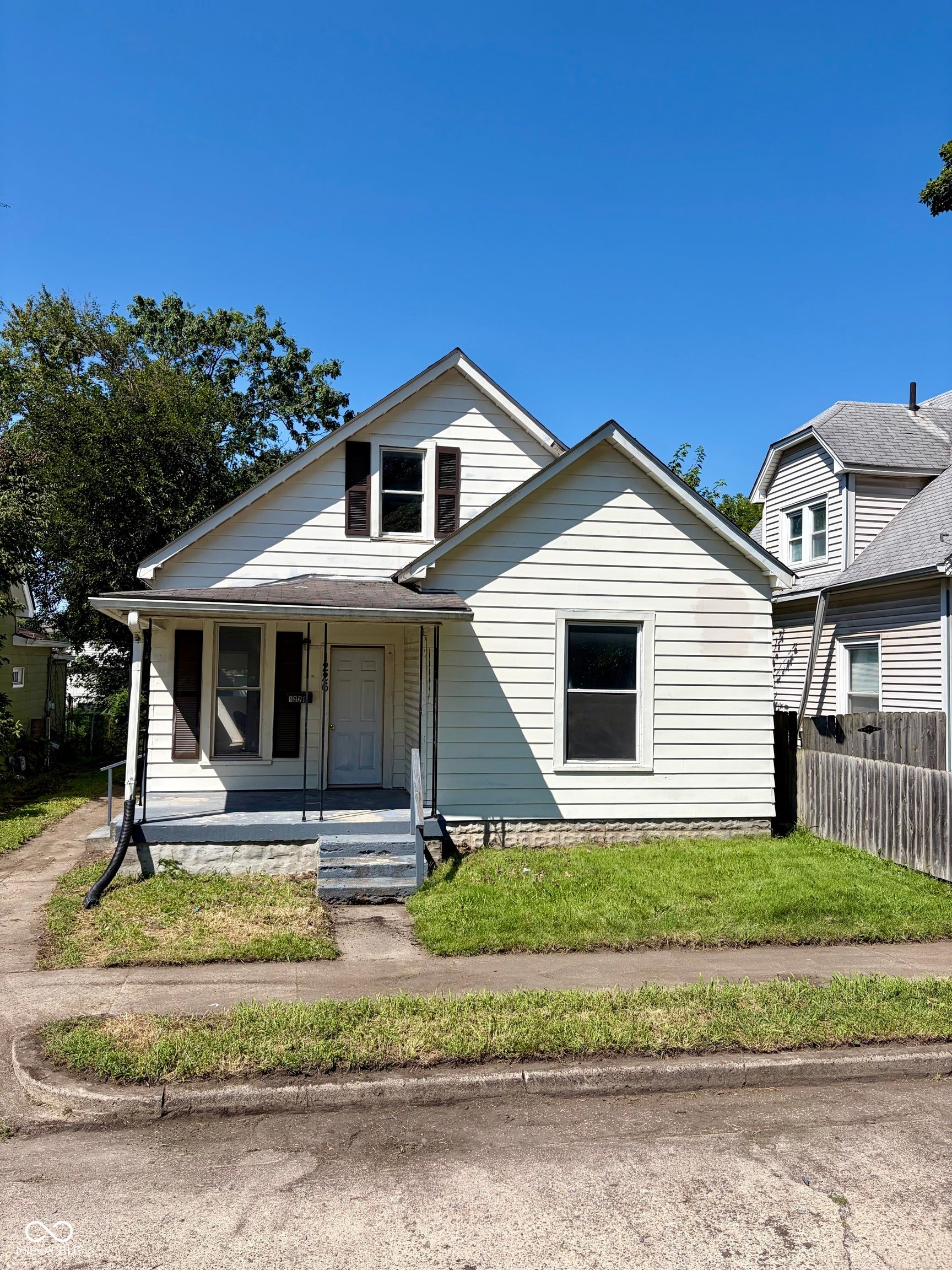 1226 S Richland Street — photo
