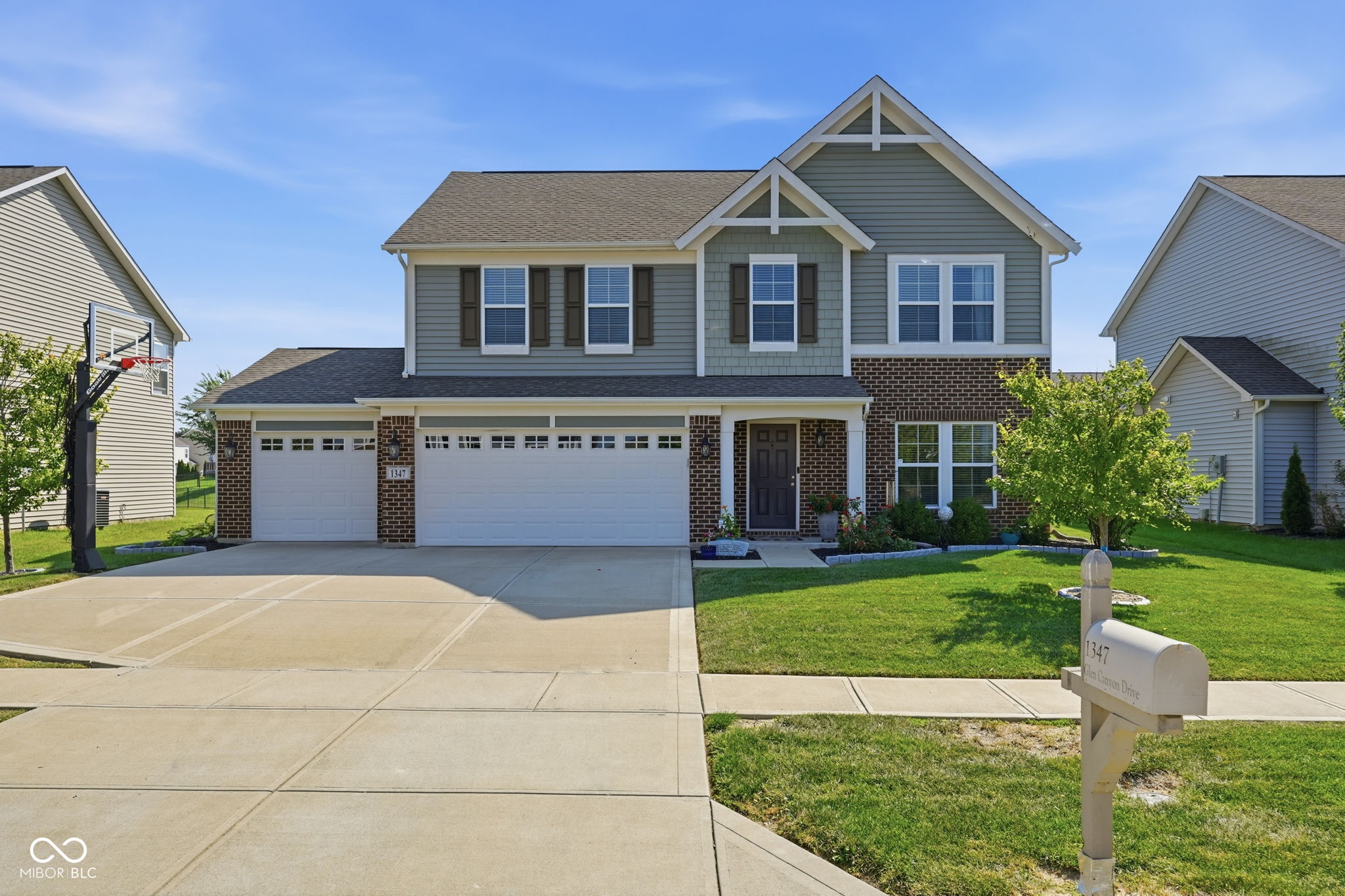 1347 Glen Canyon Drive — photo