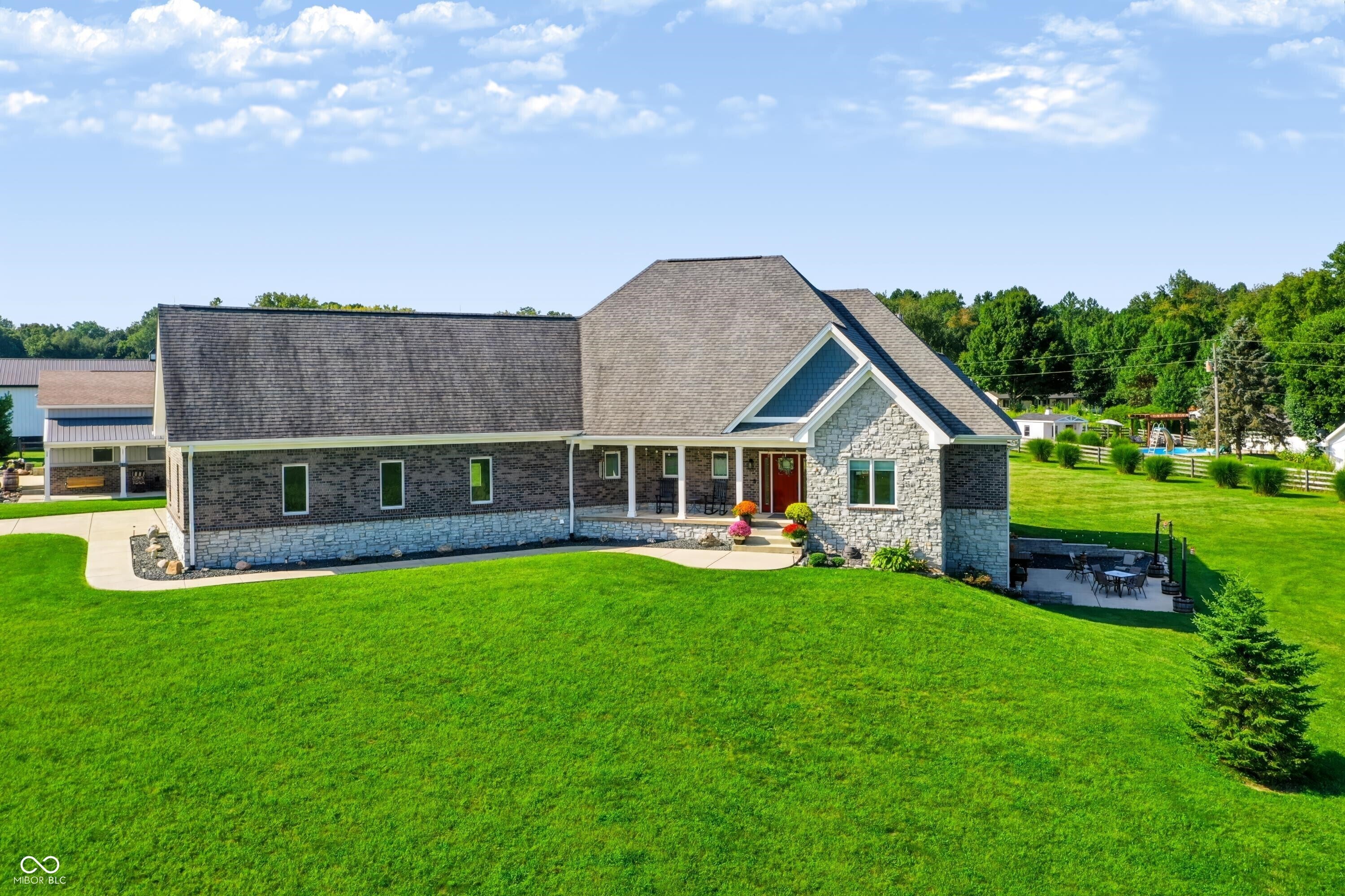 6767 State Road 144 — photo