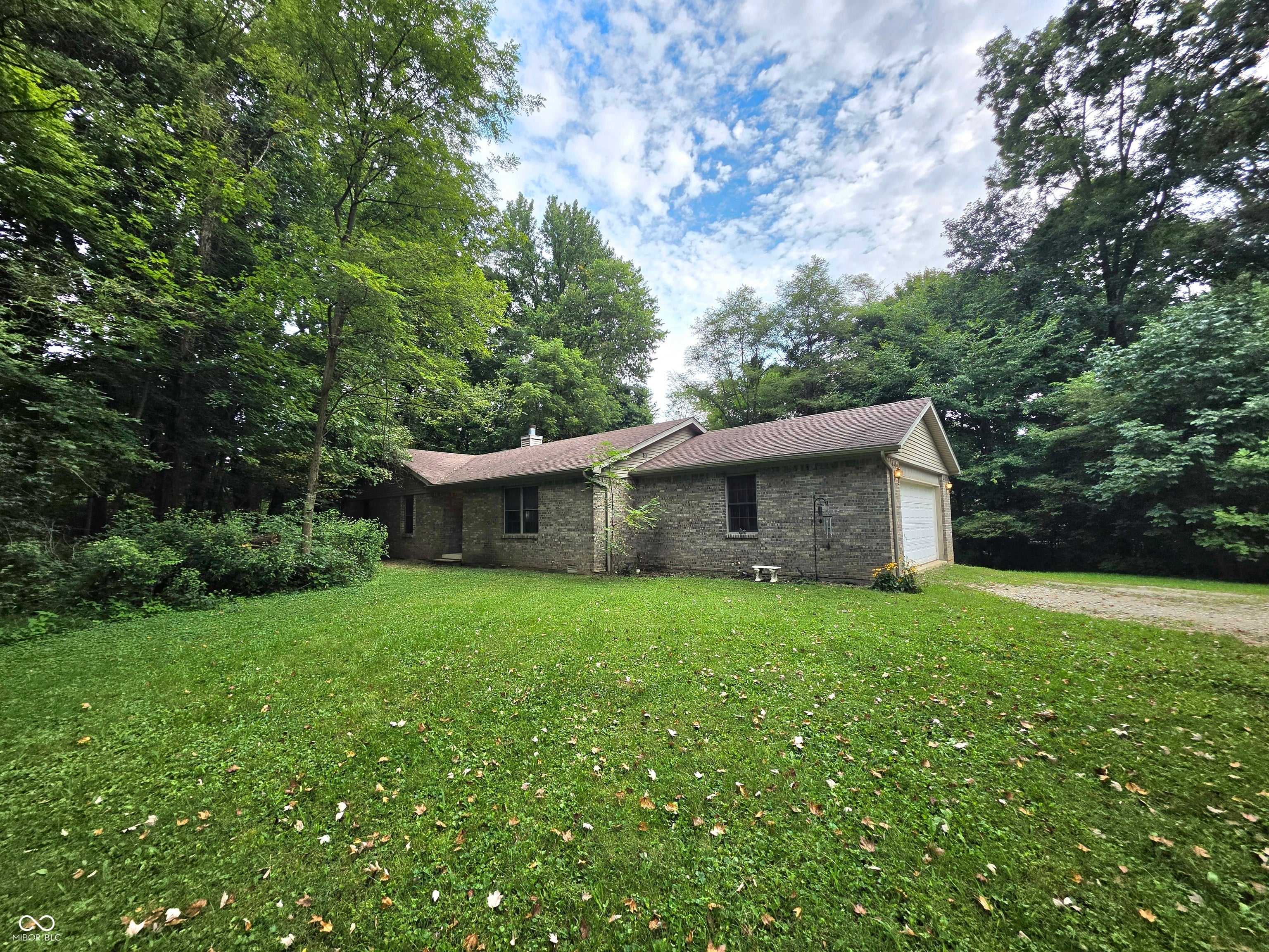 1281 NE Kiowa Cove — photo