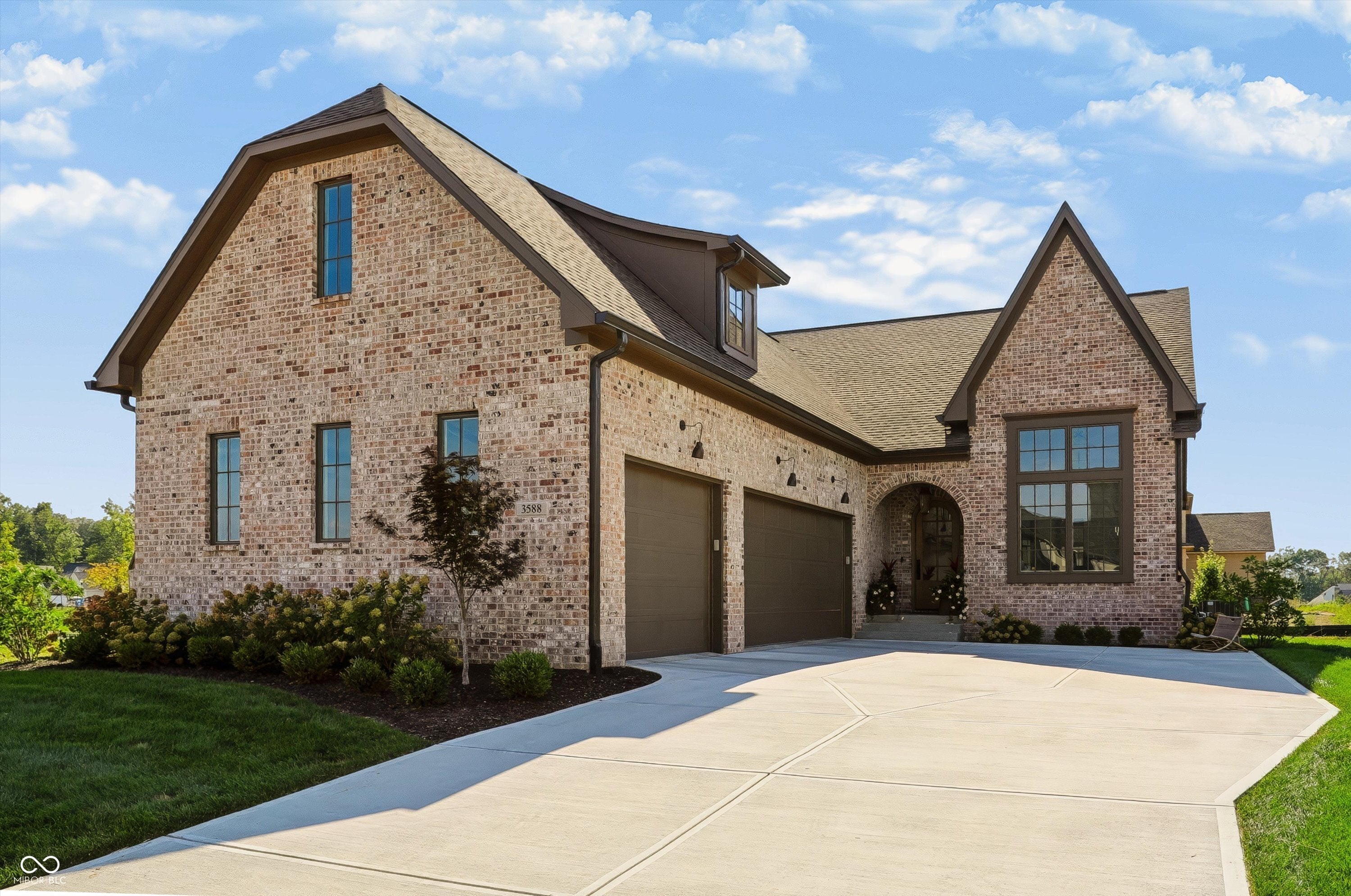 3588 Marketplace Court — photo