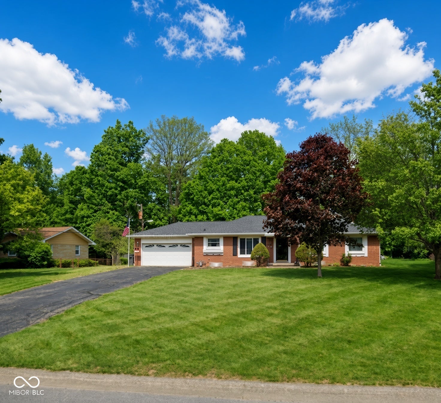 2202 Redfern Drive — photo