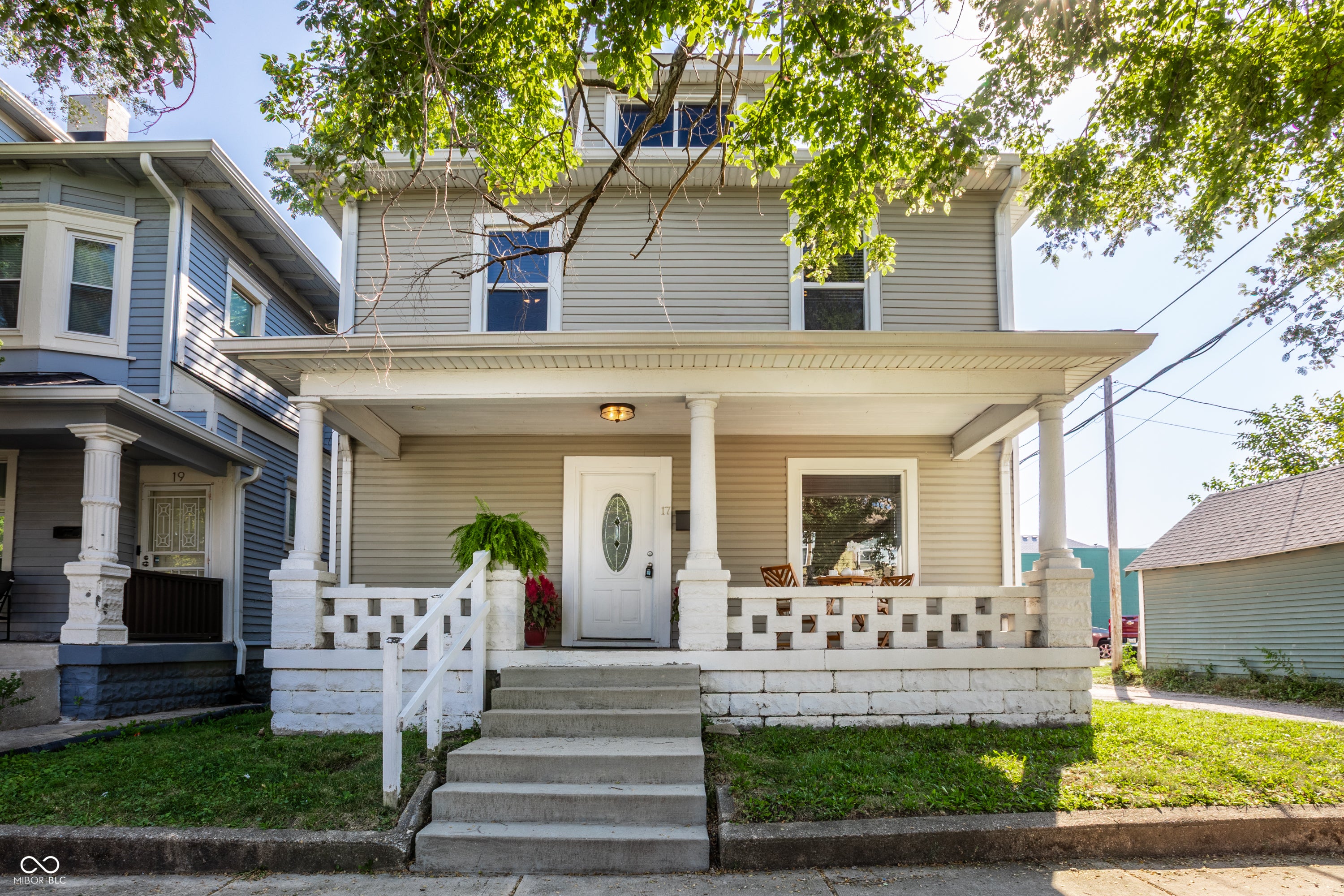 17 N Randolph Street — photo