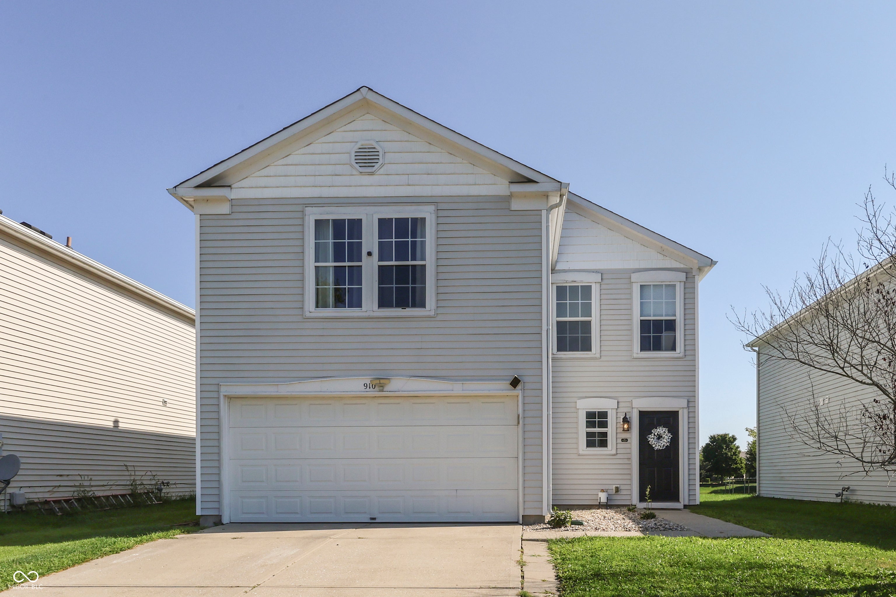 910 Highpointe Boulevard — photo