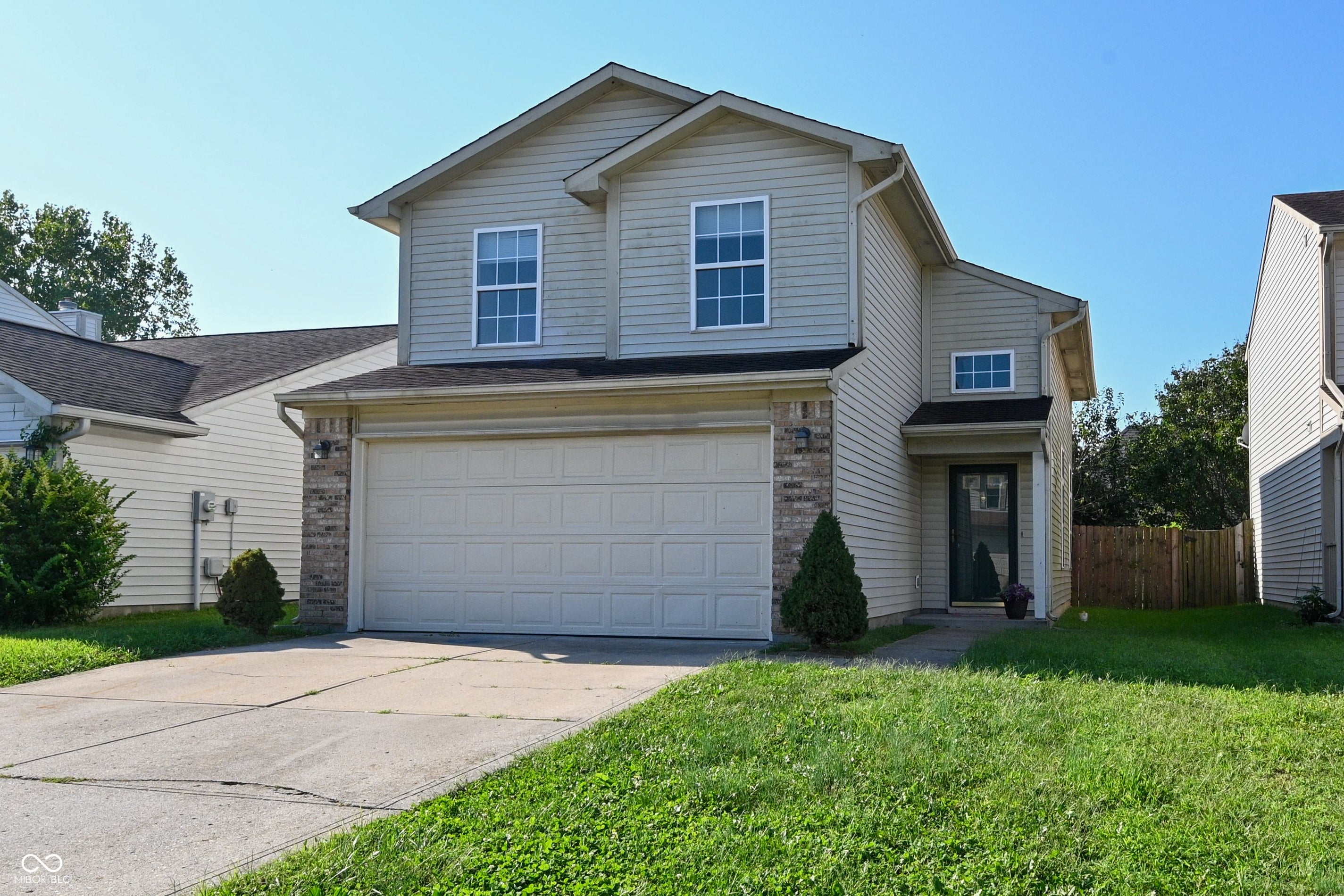 8333 Country Creek Drive — photo