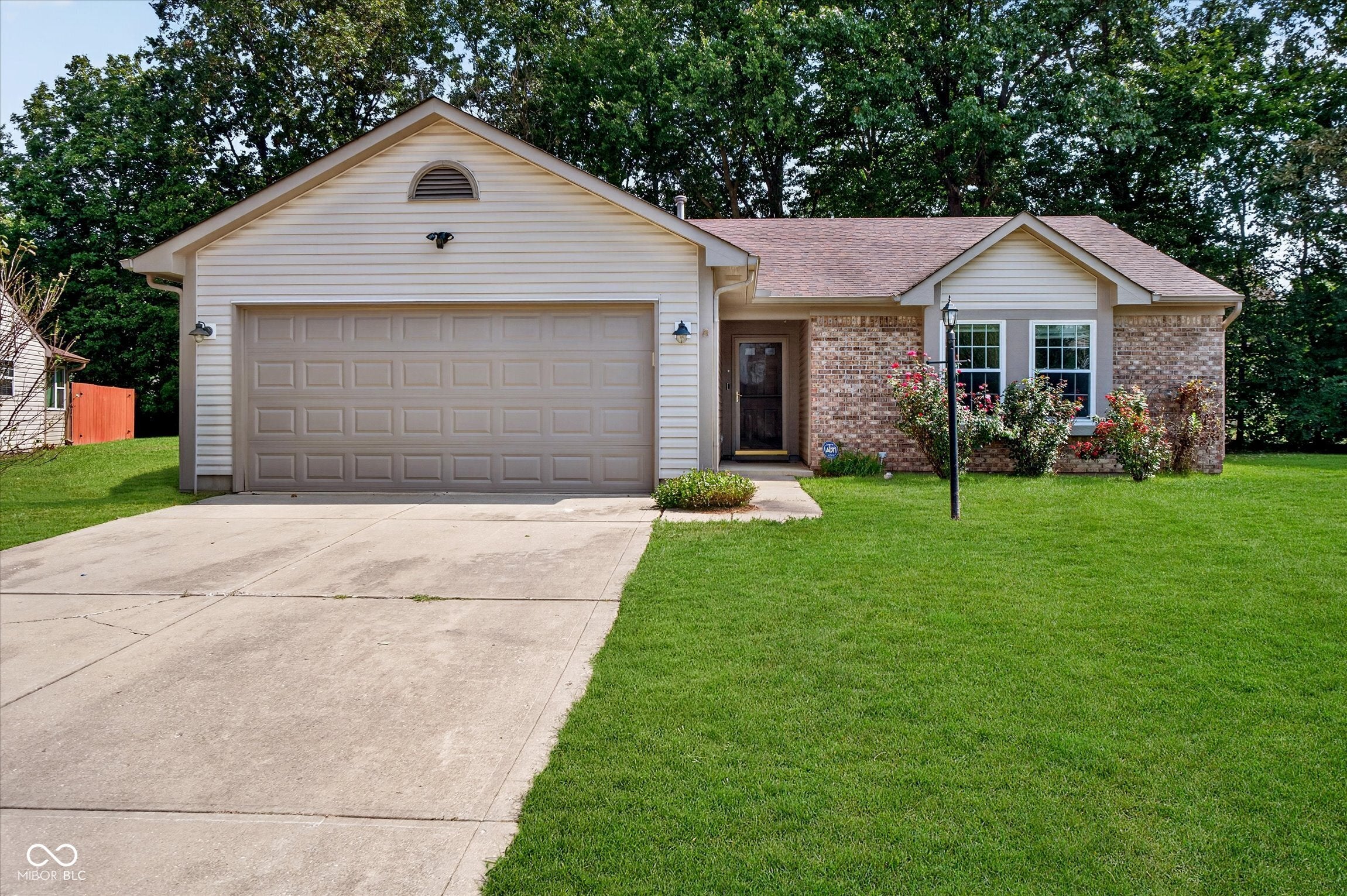 7449 Grandview Drive — photo