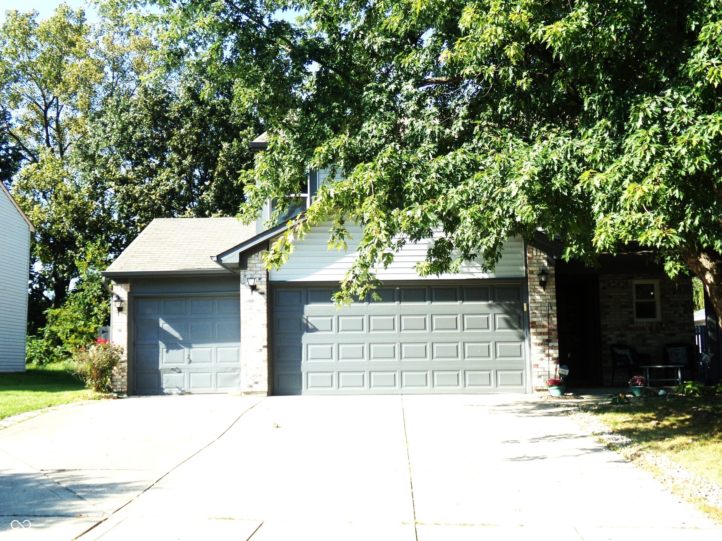 8922 Lighthorse Drive — photo