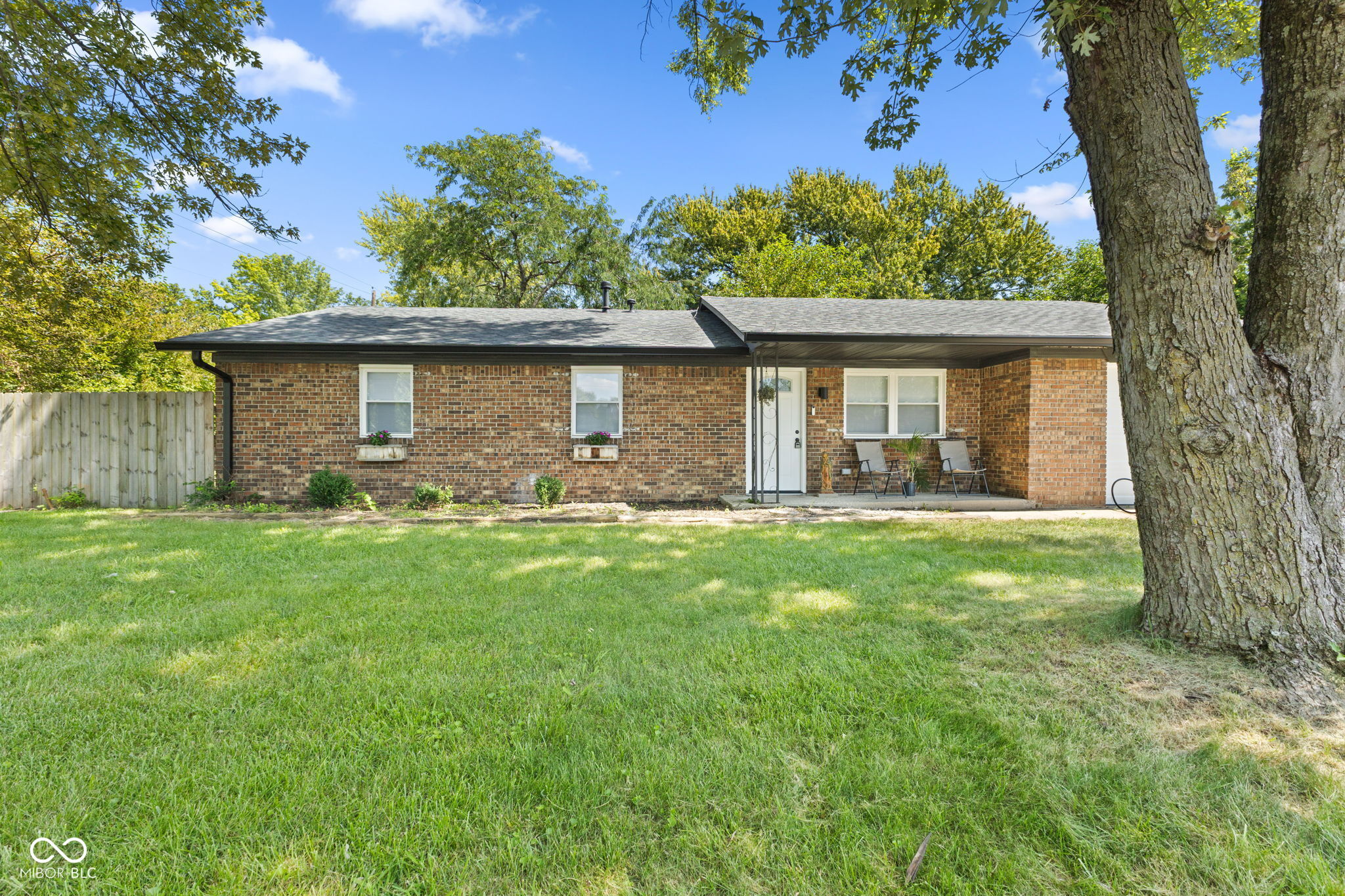 2437 Chappie Lane — photo