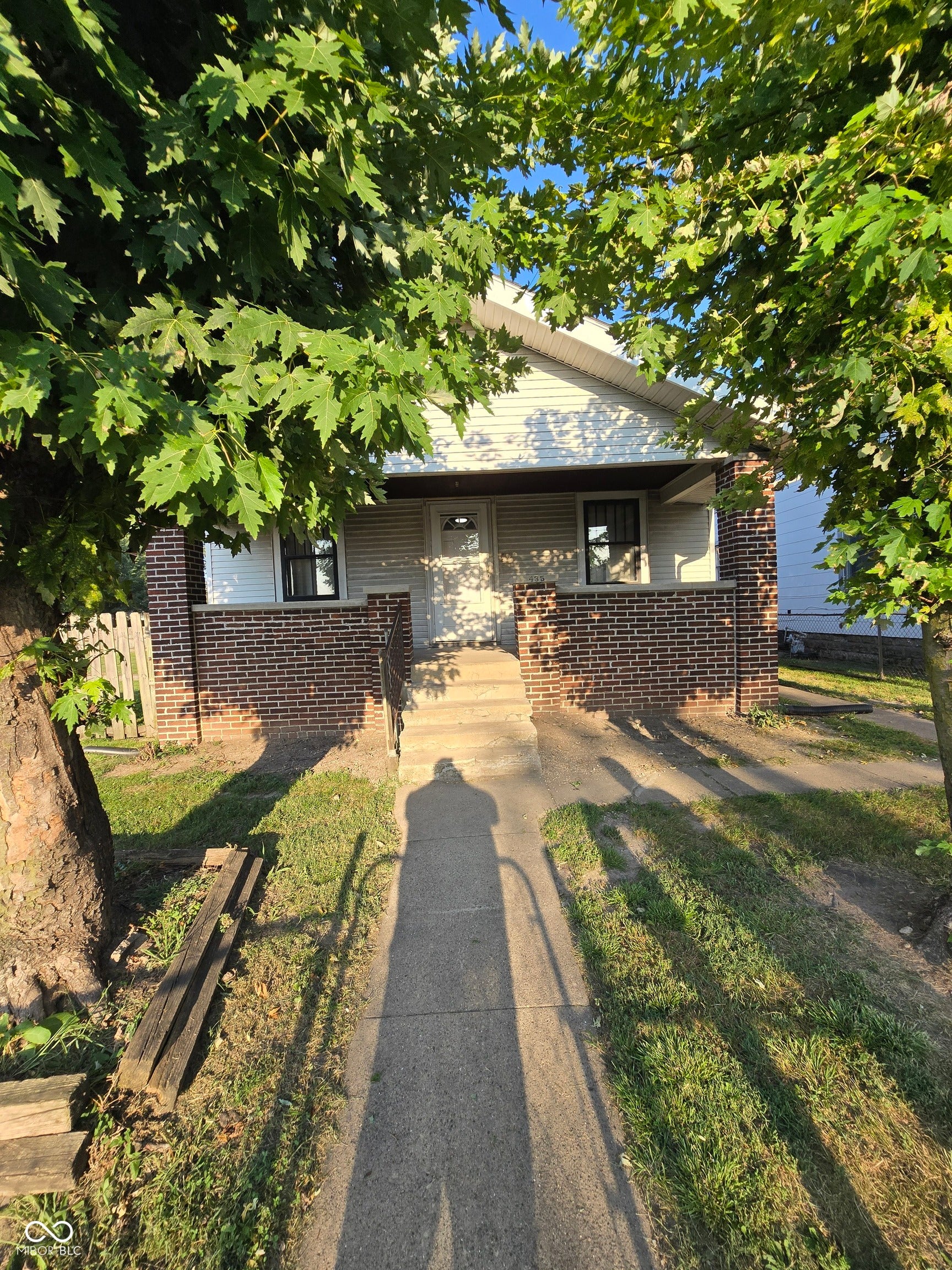 435 N Sherman Drive — photo