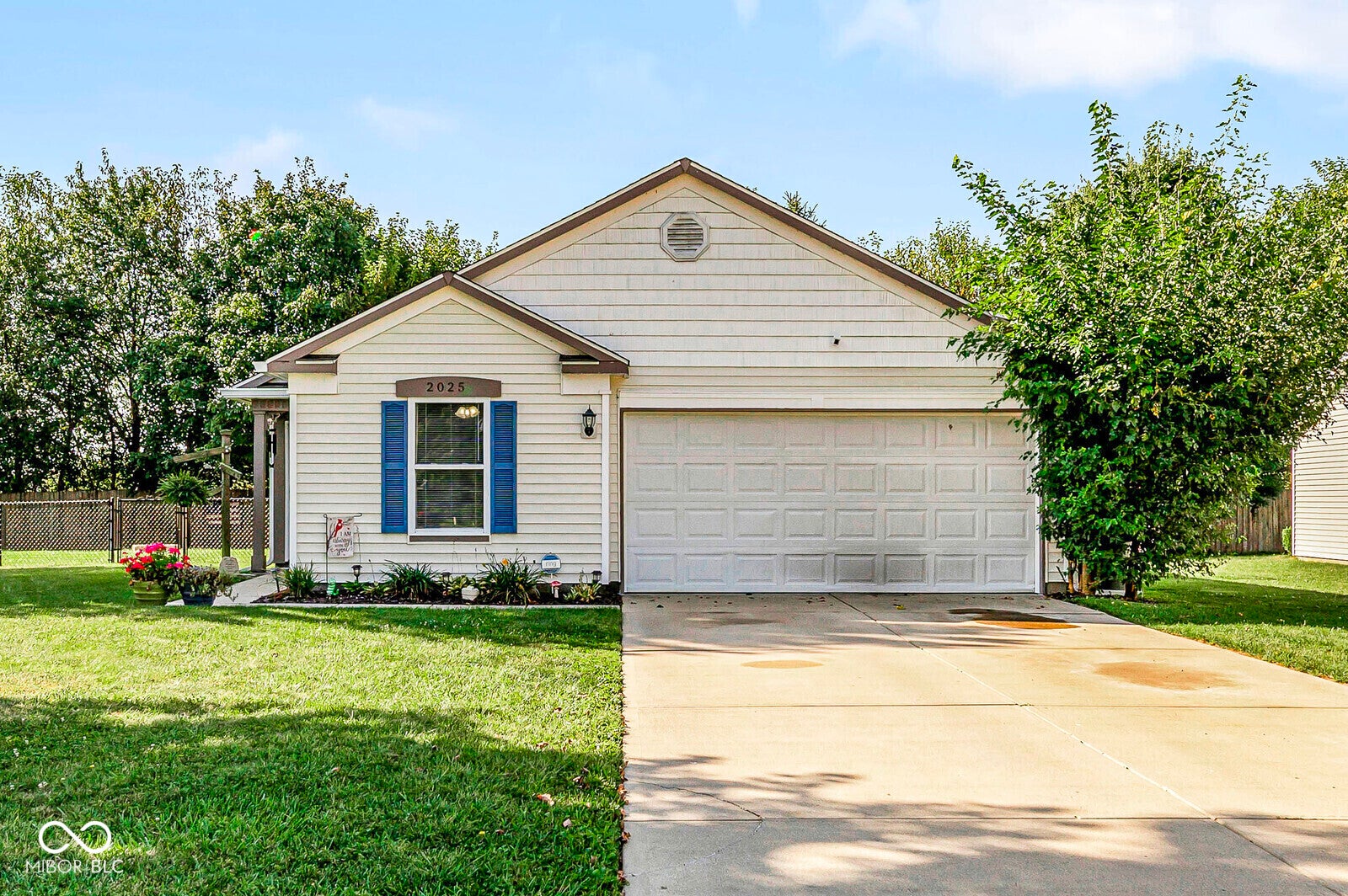 2025 Brookside Court — photo