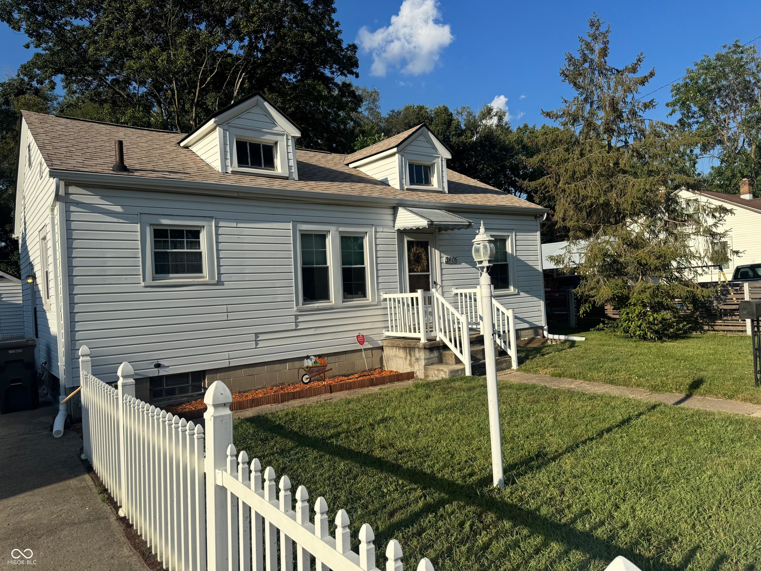 3806 Creston Drive — photo