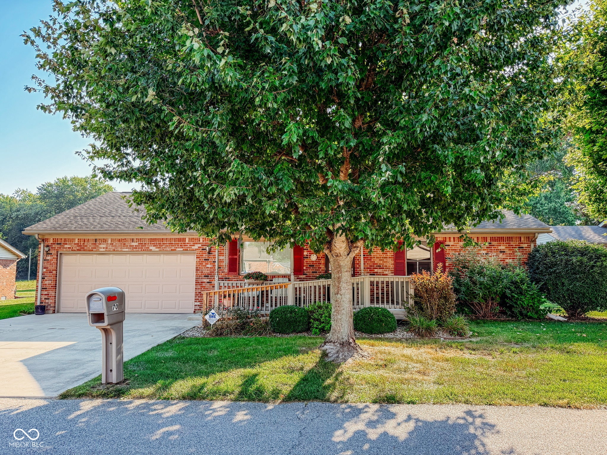 70 N Deer Cliff Drive — photo