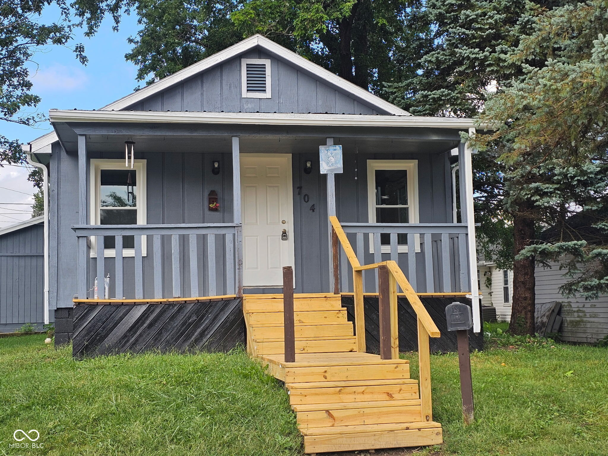 704 W Madison Street — photo