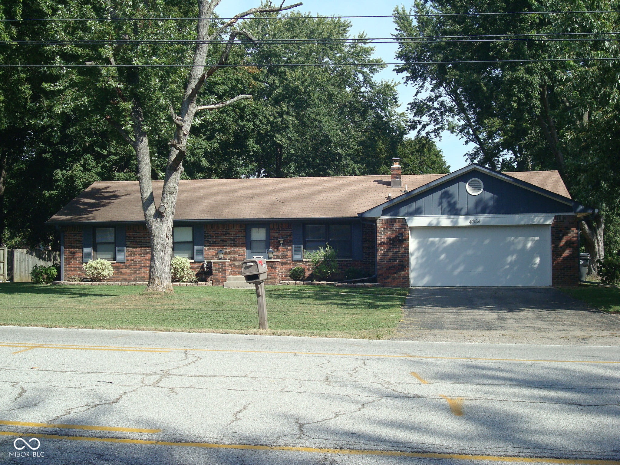 4334 W Fairview Road — photo