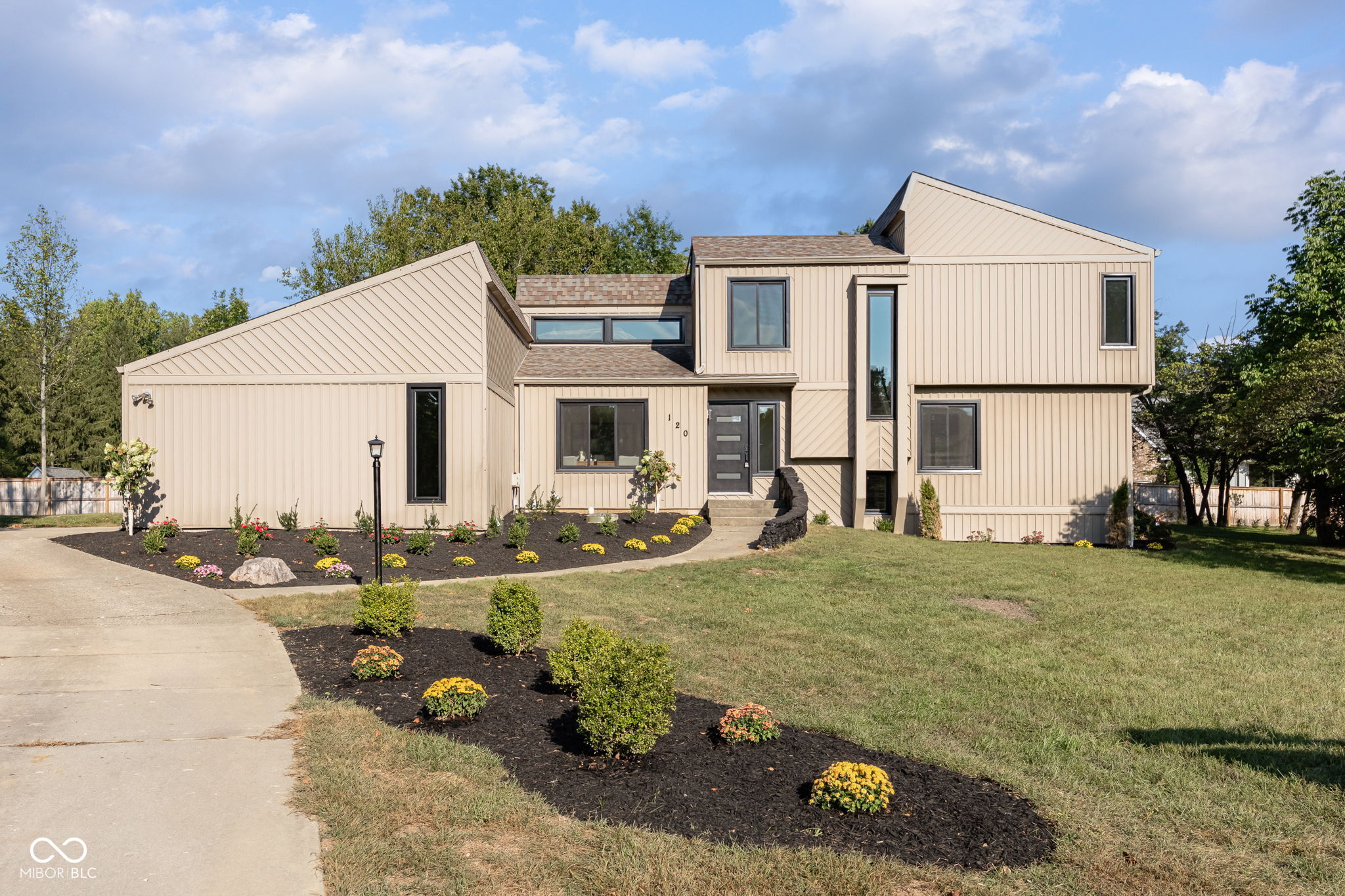 120 Wesley Circle — photo