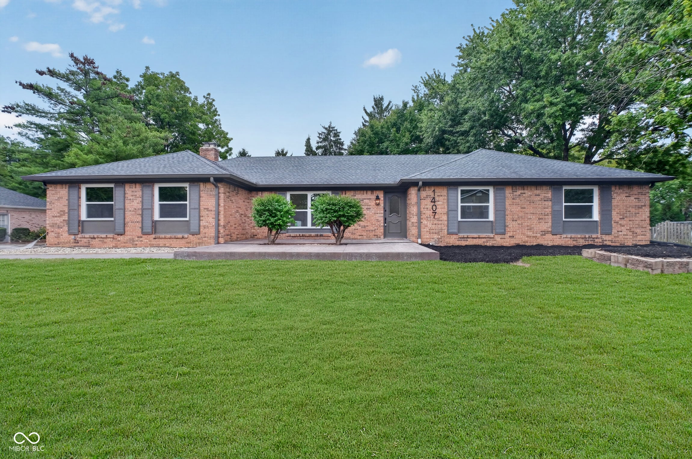 1407 Lawrence Road — photo