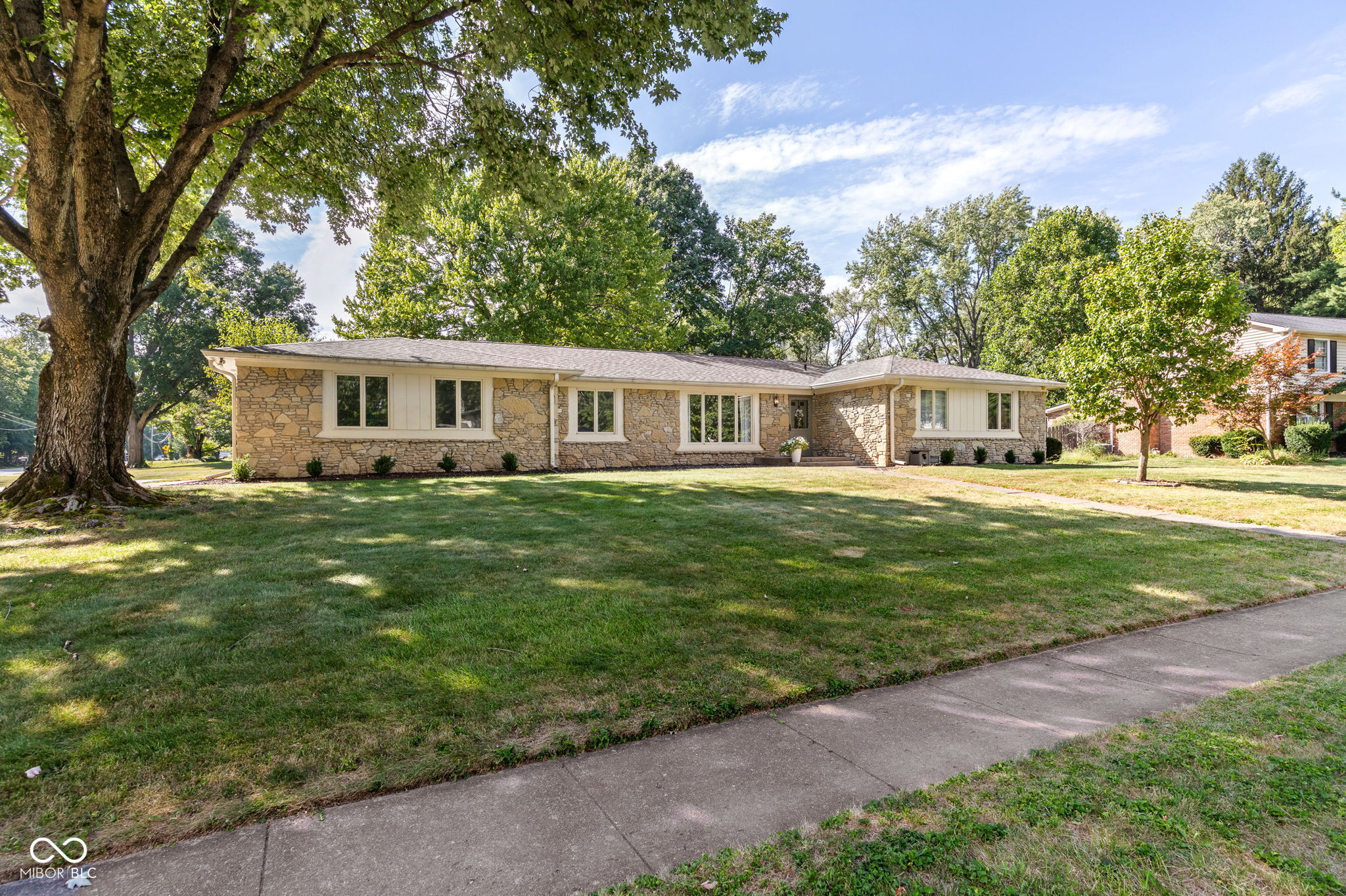 10606 E Lakeshore Drive — photo