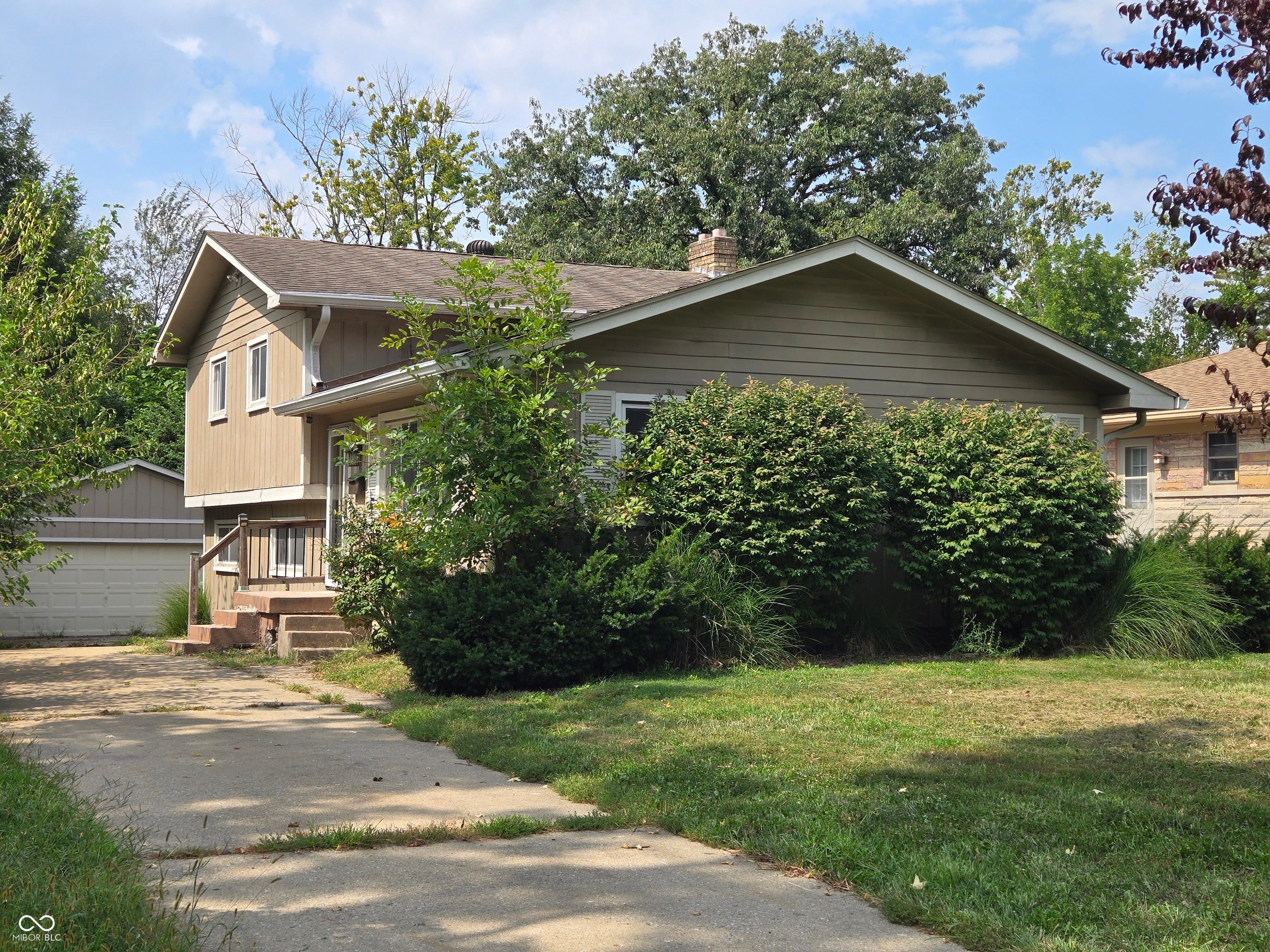 222 N Eaton — photo