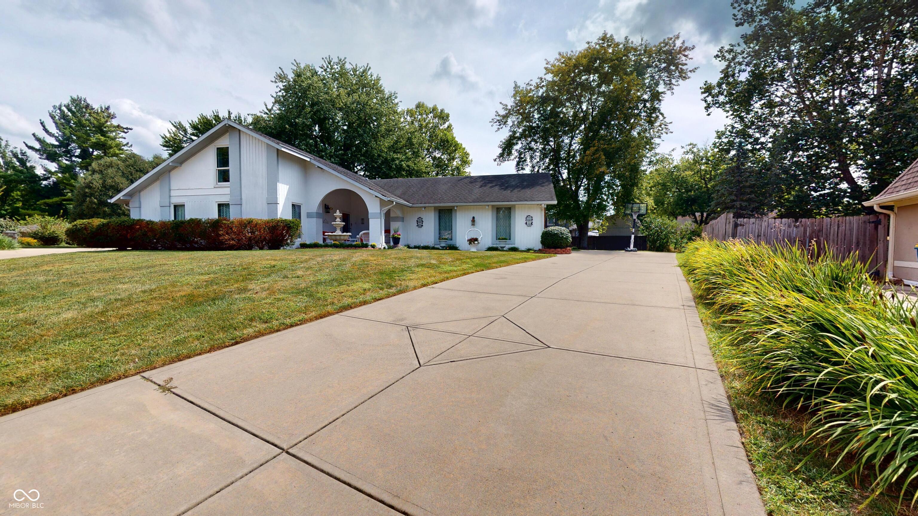 611 Sun Valley Court — photo