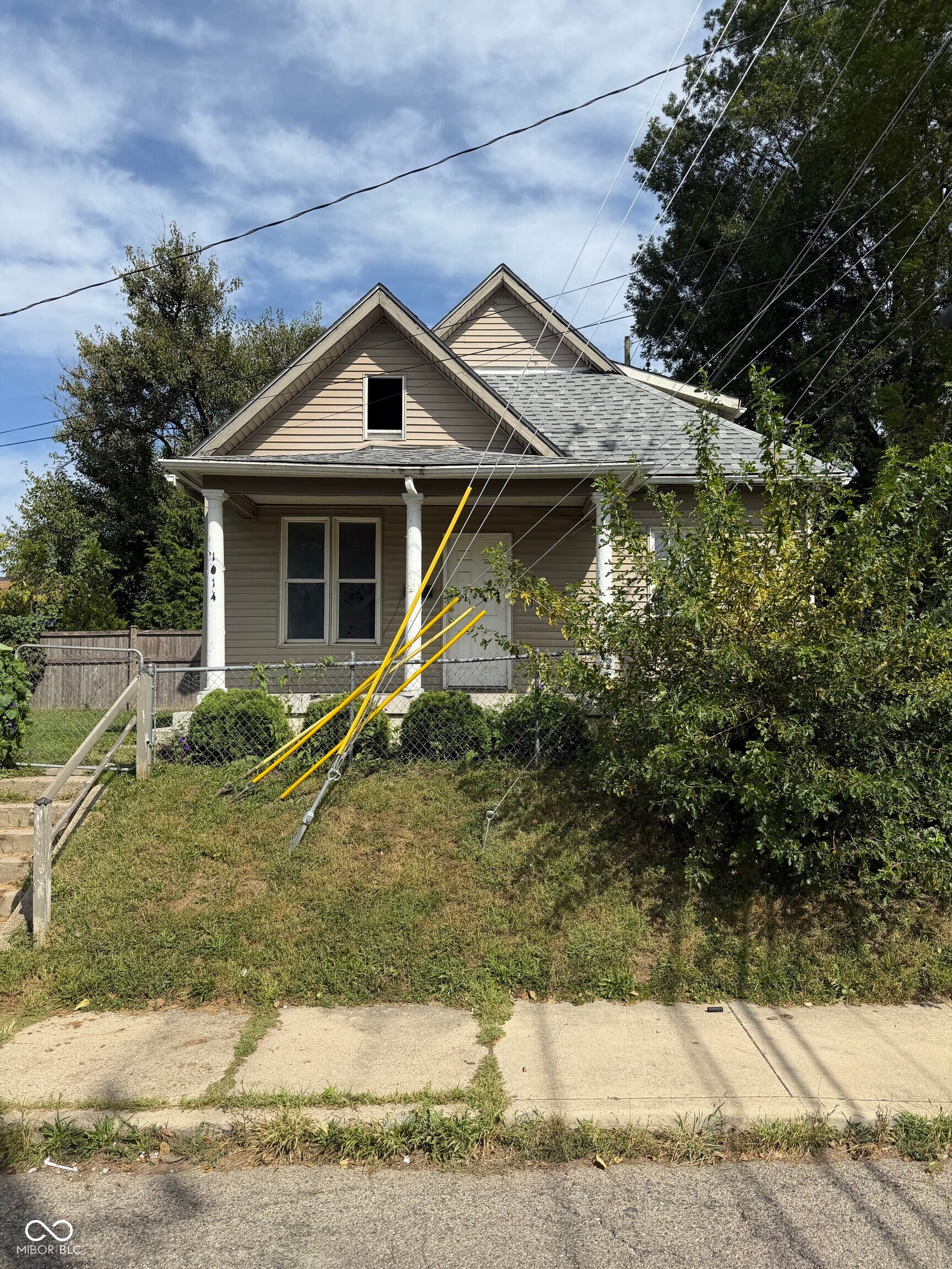 1014 E Legrande Avenue — photo