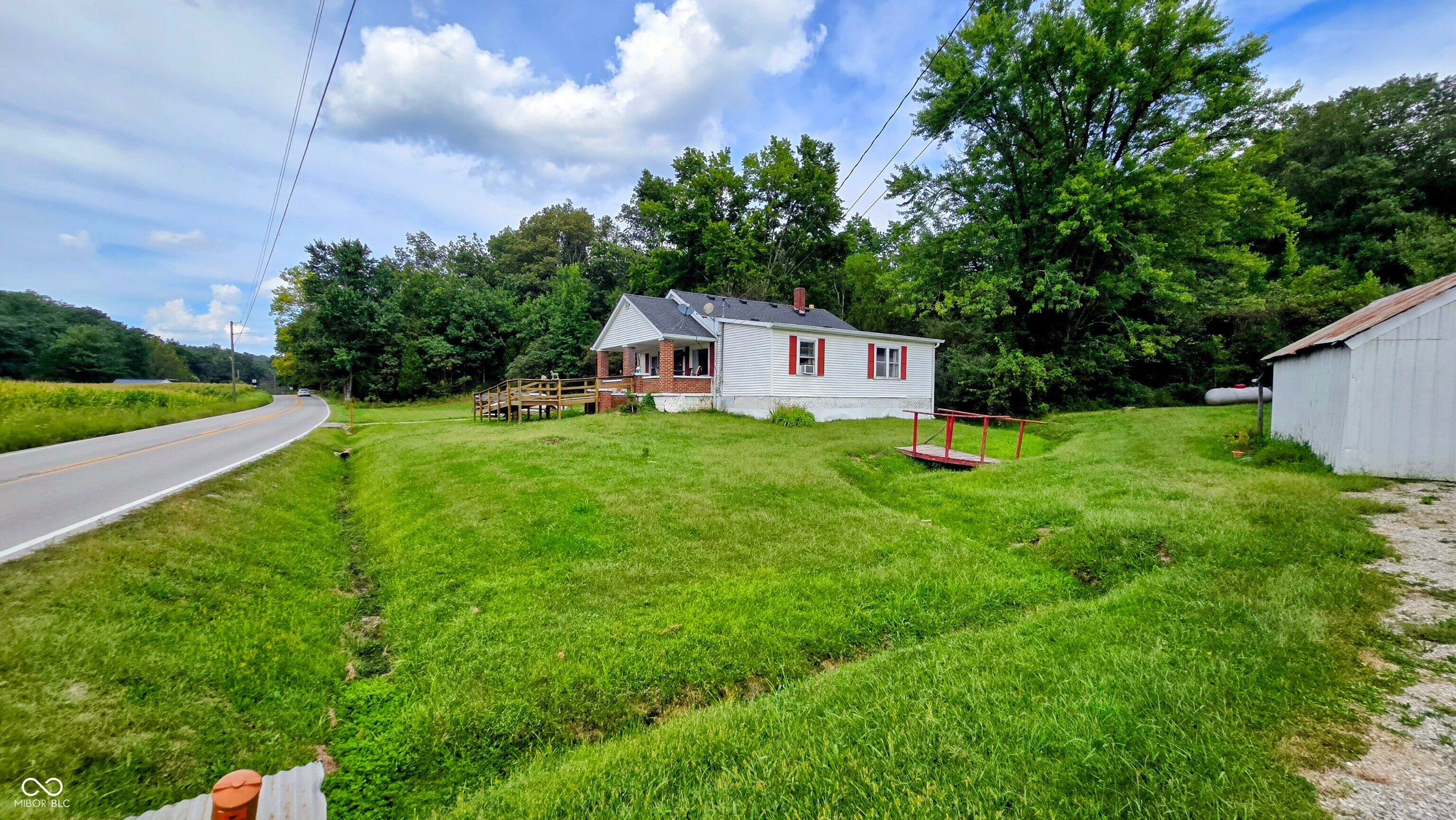 4227 N State Road 135 — photo
