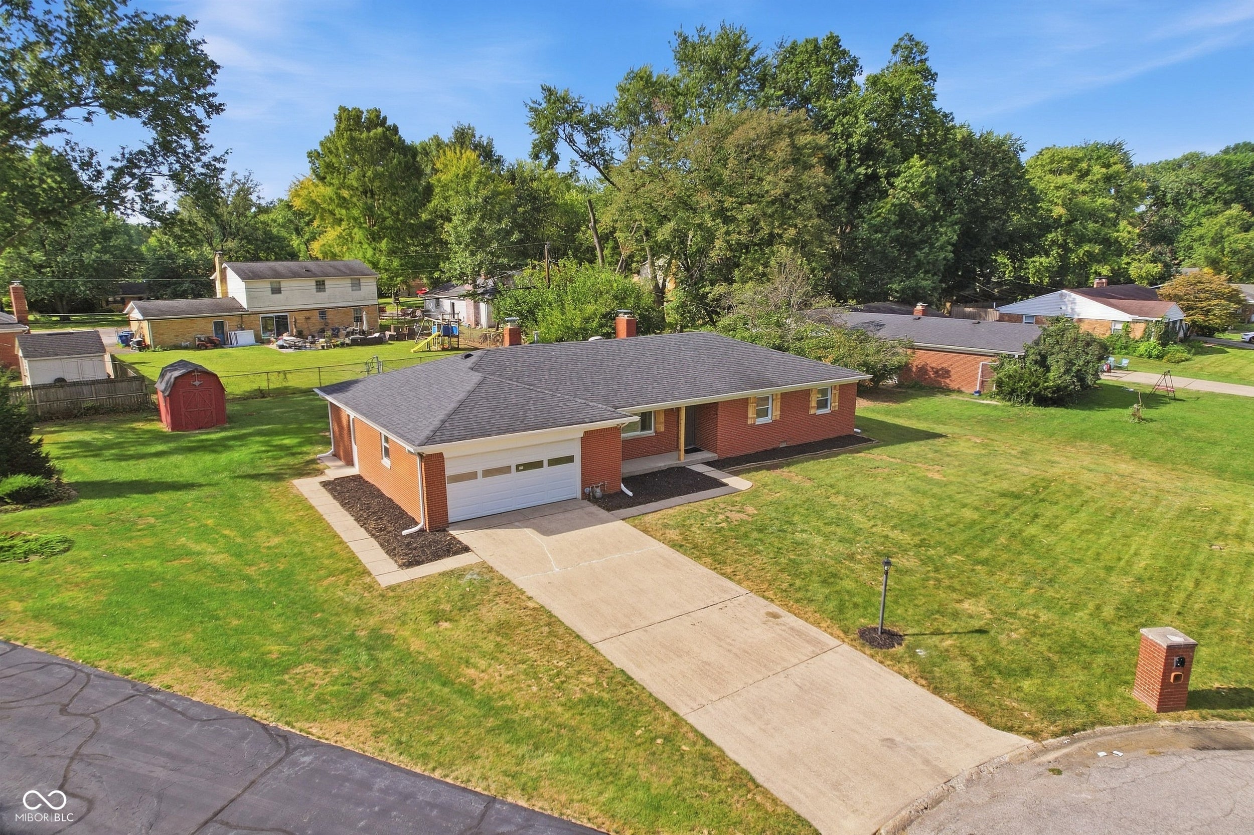 6923 Camelot Court — photo