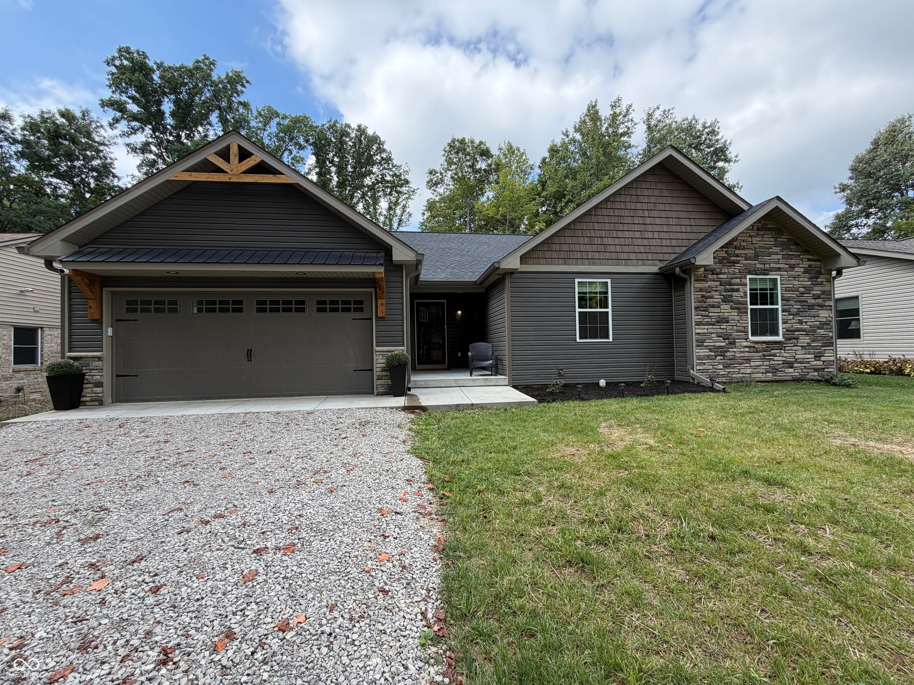 24 Lincoln Hills — photo