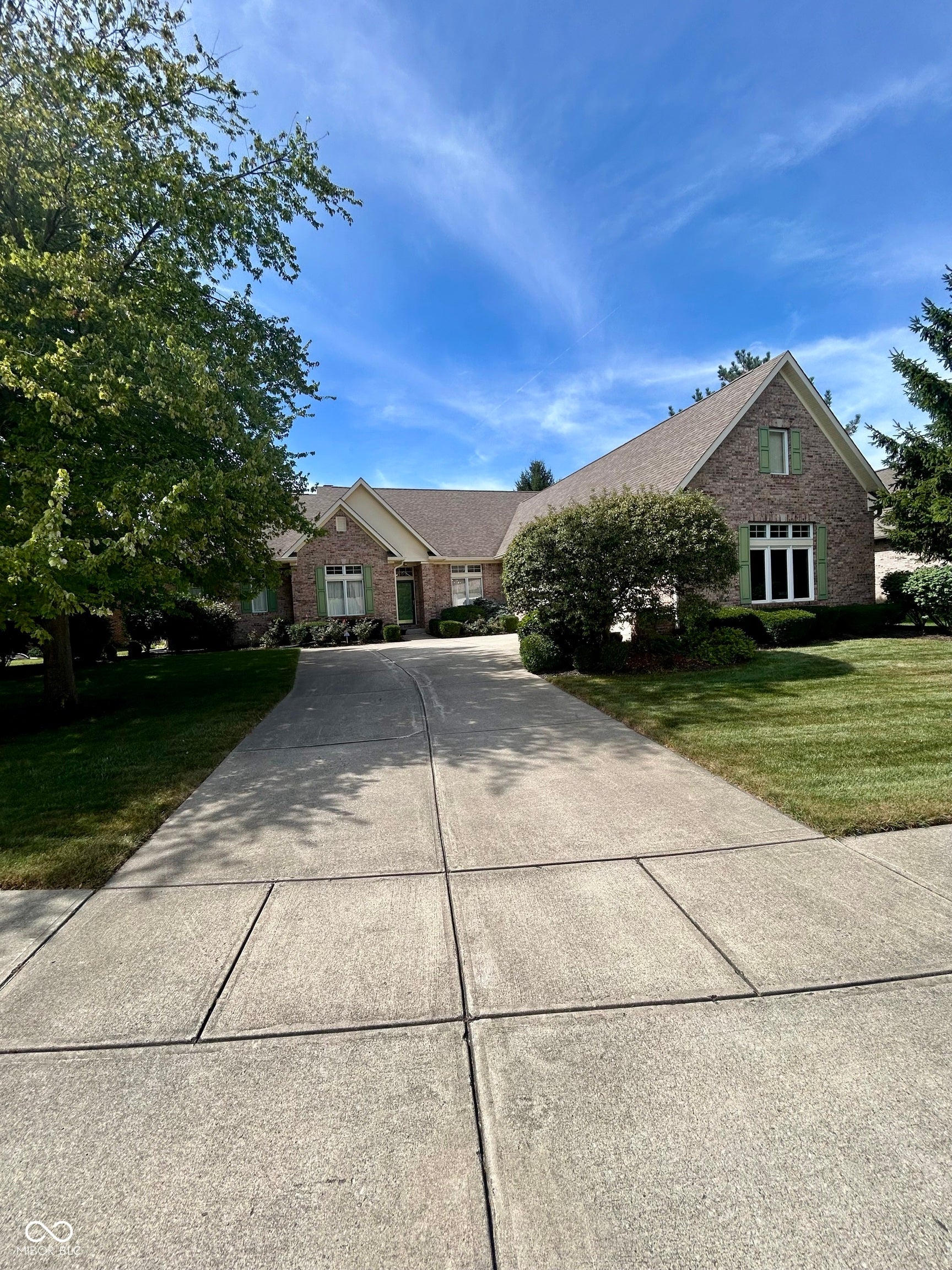 9750 Colonial Drive — photo