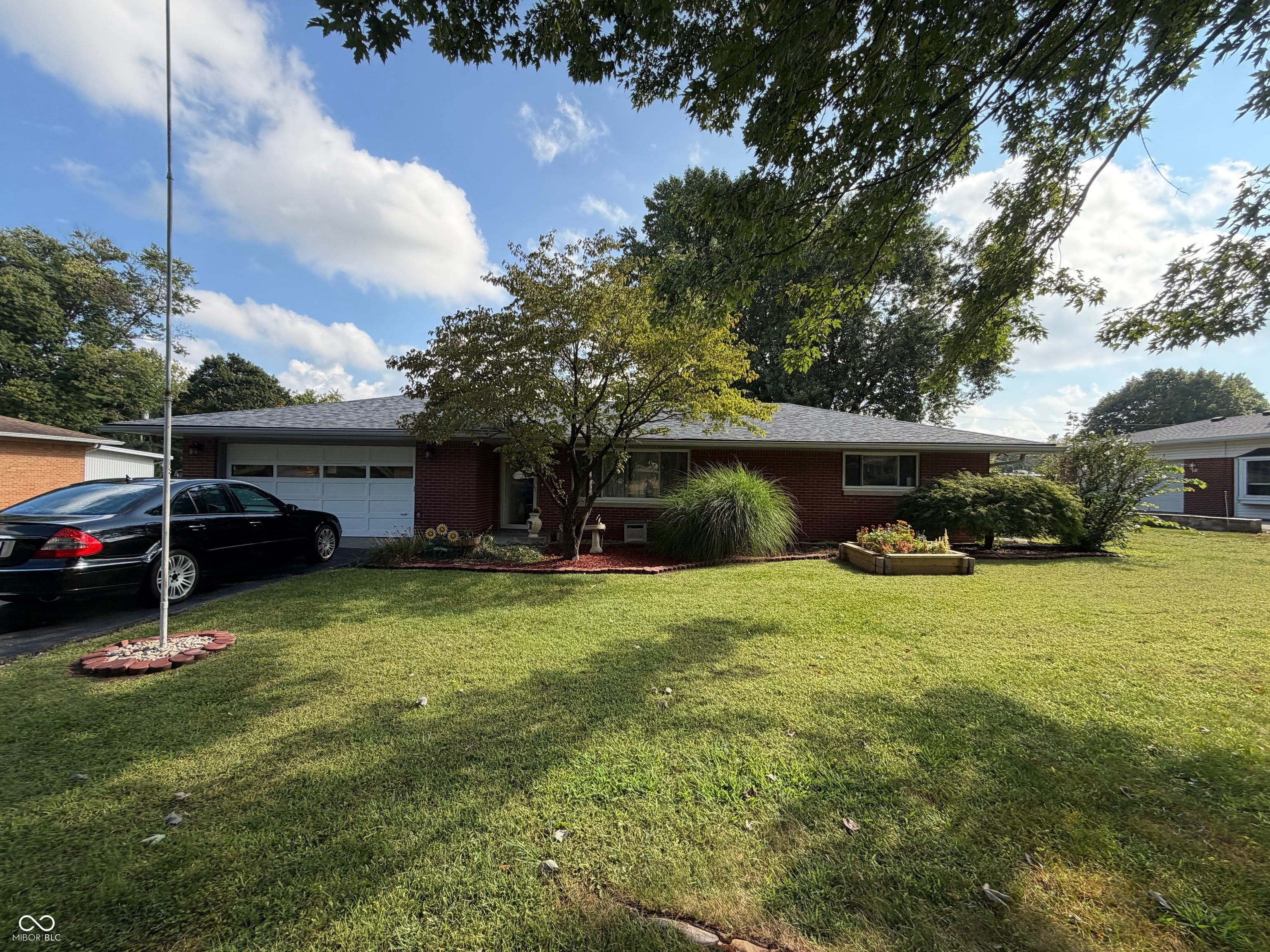 2315 Cardinal Drive — photo