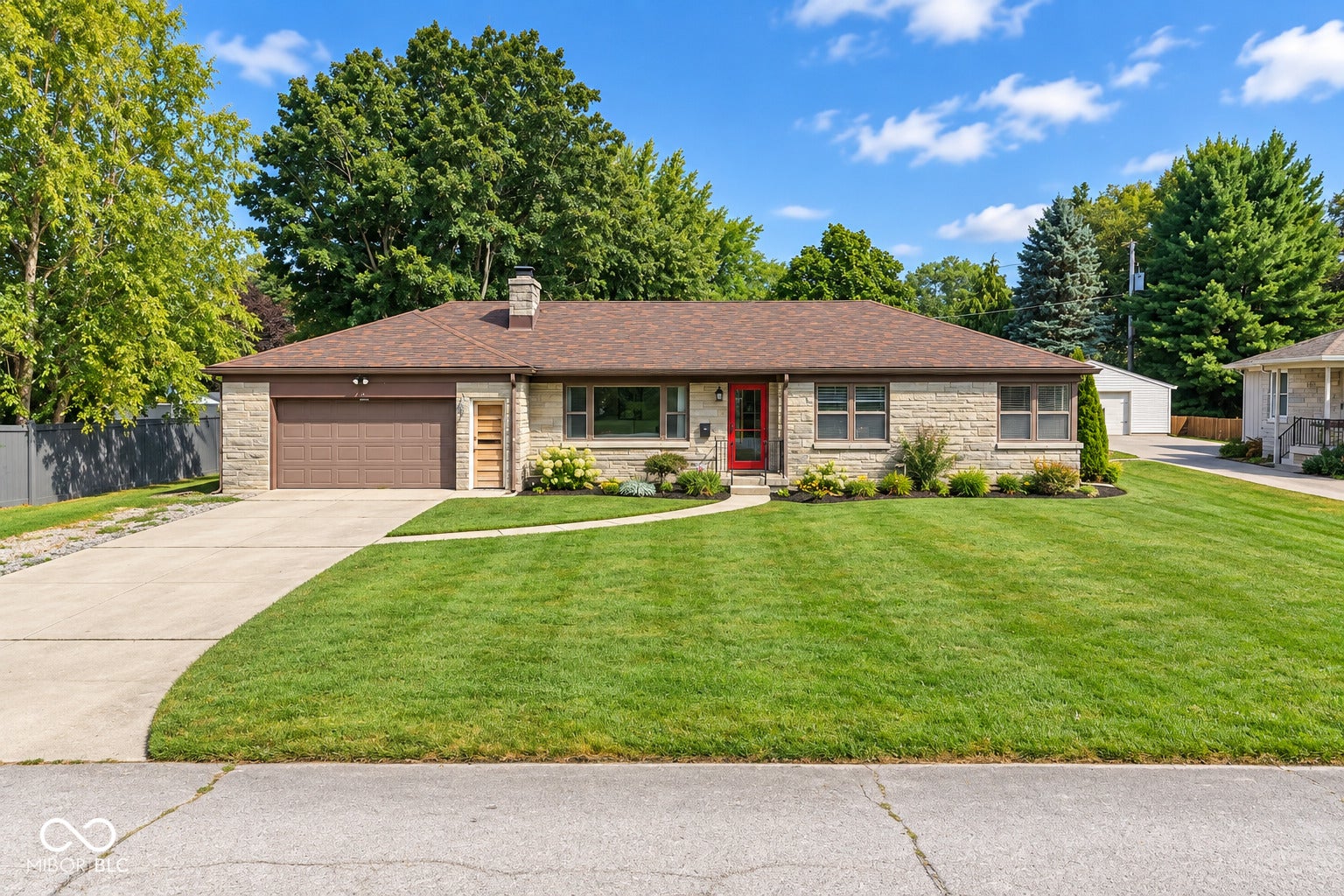 1610 Southview Drive — photo