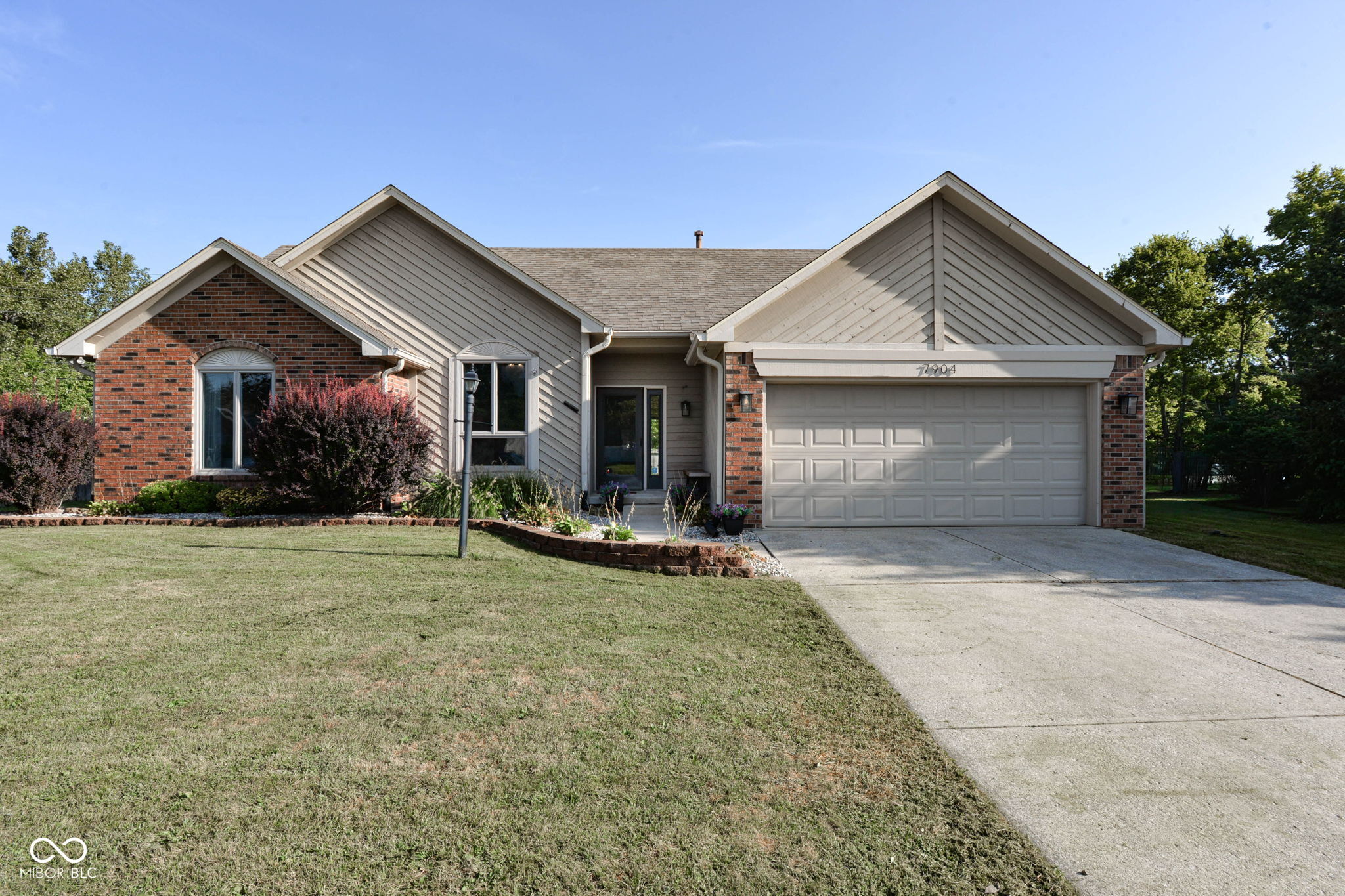 7904 Corday Court — photo