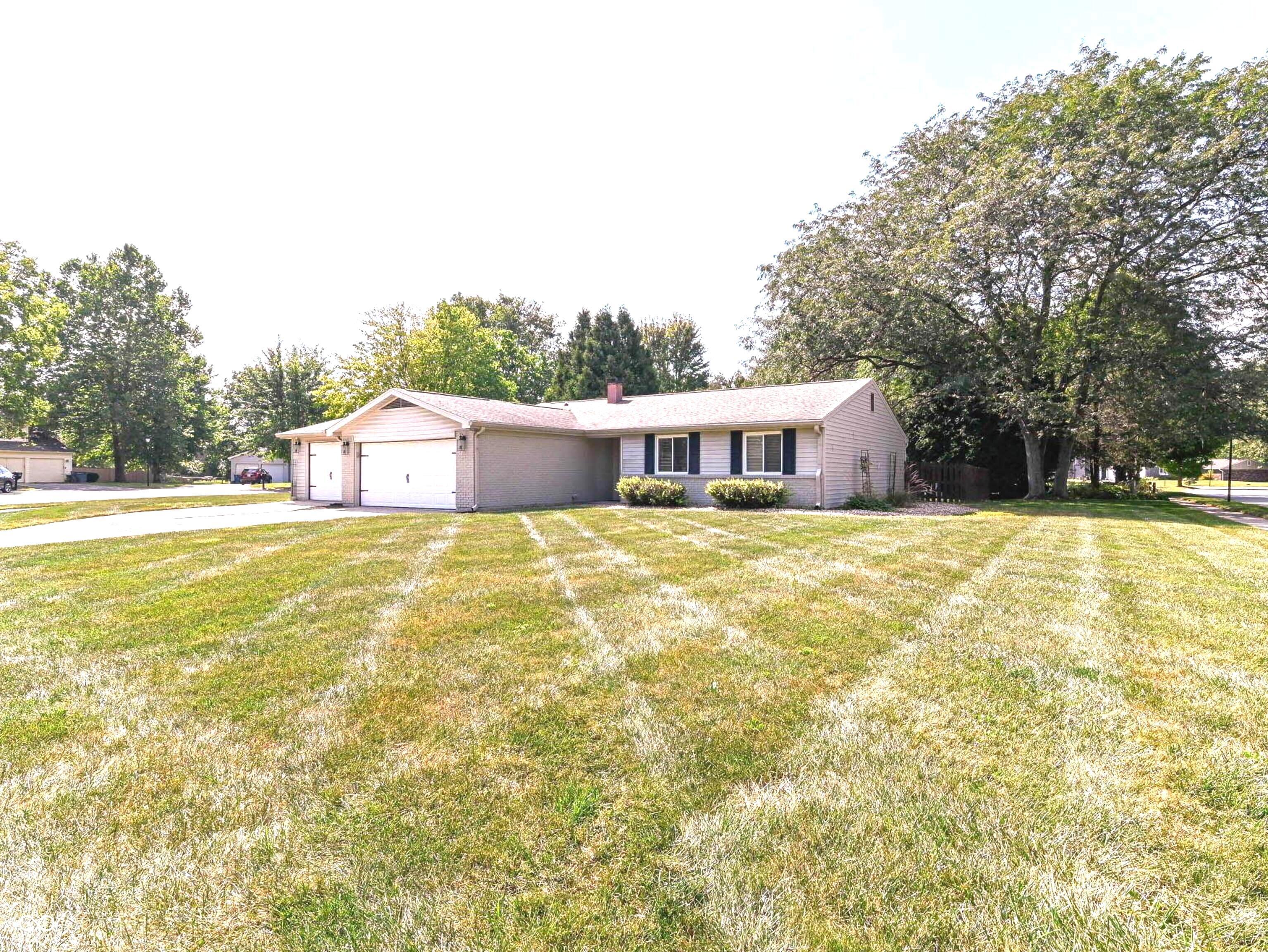 8442 Duncaster Court — photo