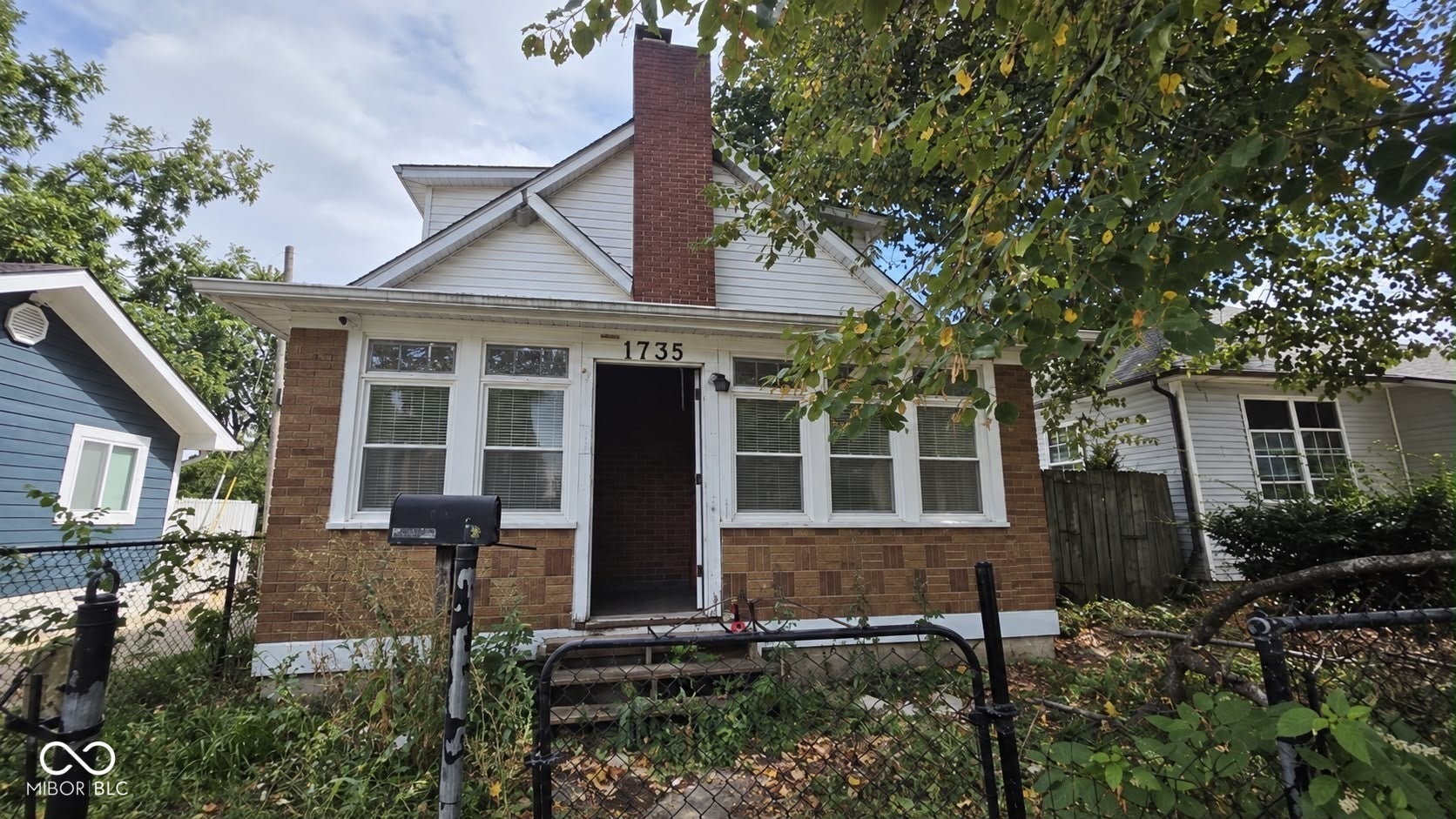 1735 N Oxford Street — photo