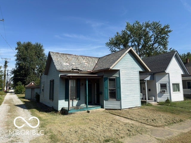 315 E 4th Street — photo