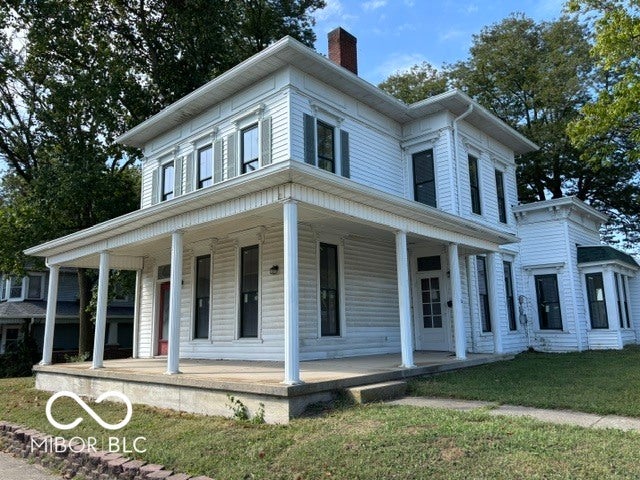302 W Main Street — photo