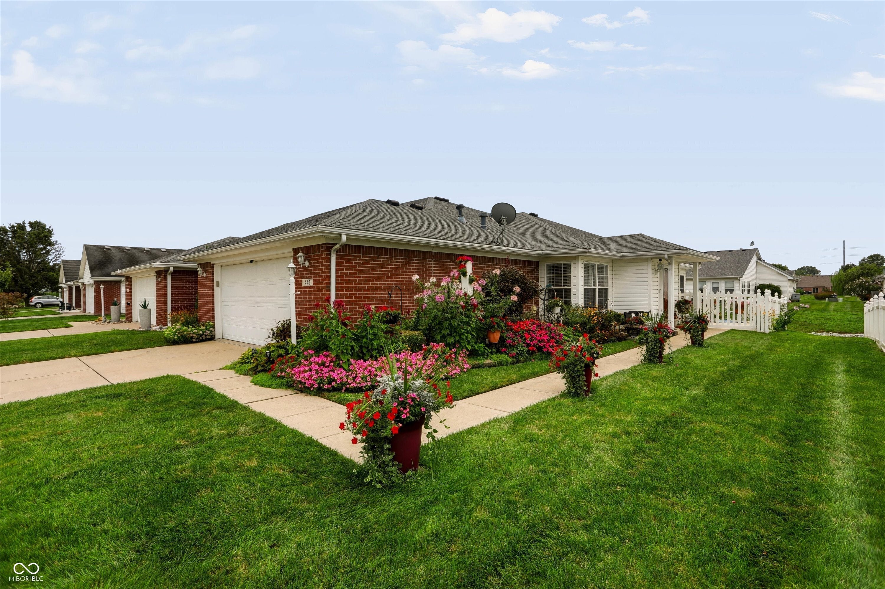 440 Reagan Circle — photo