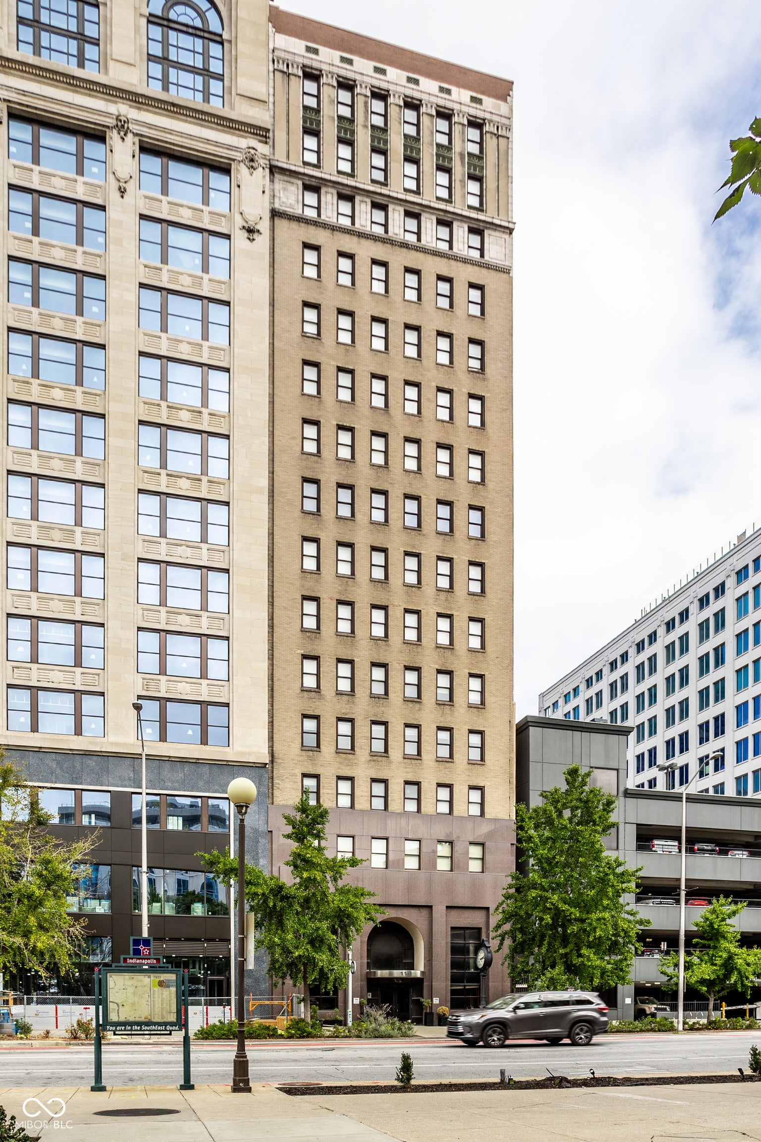 110 E Washington Street # 1402 — photo