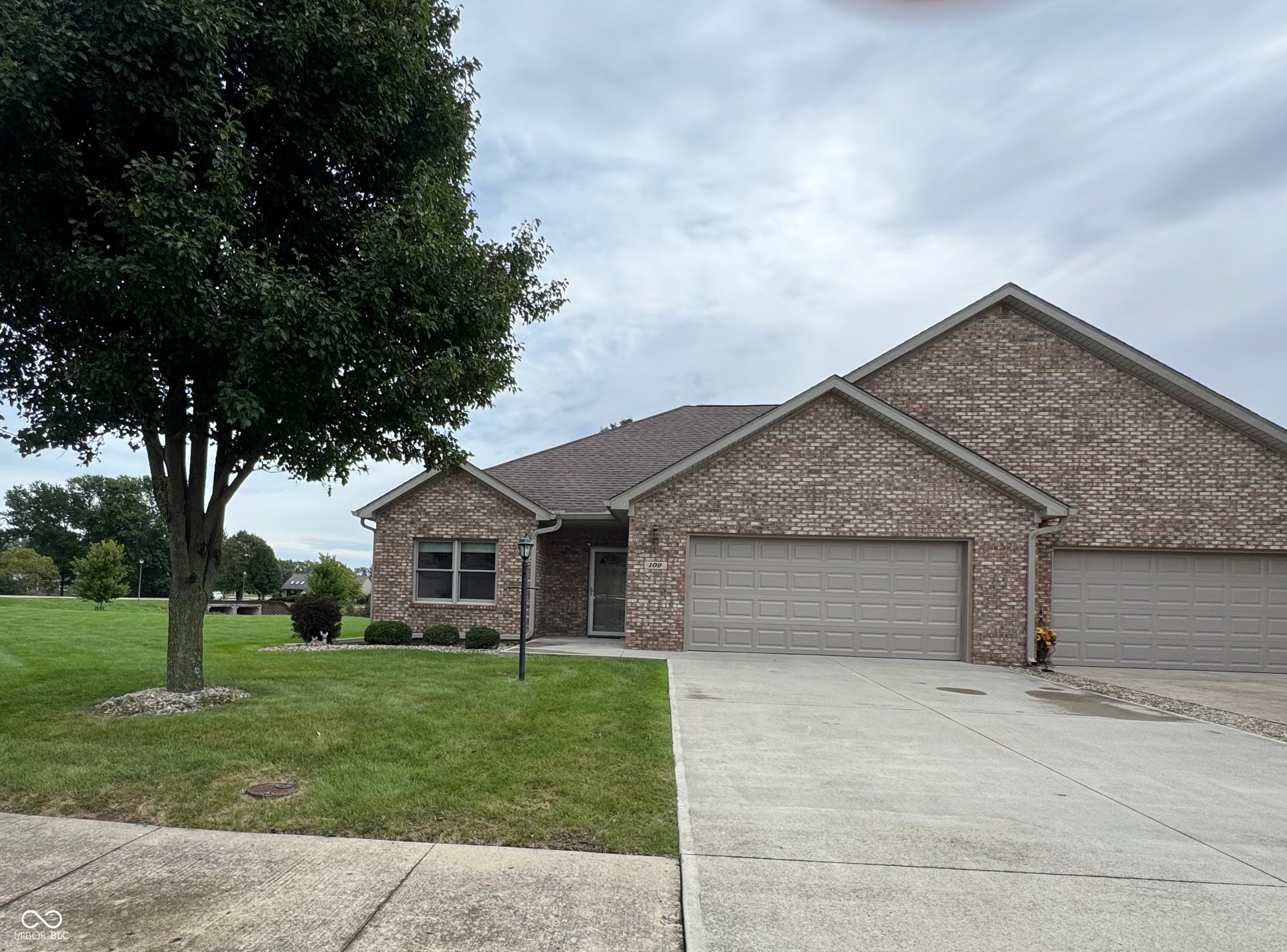109 Cardinal Lane — photo