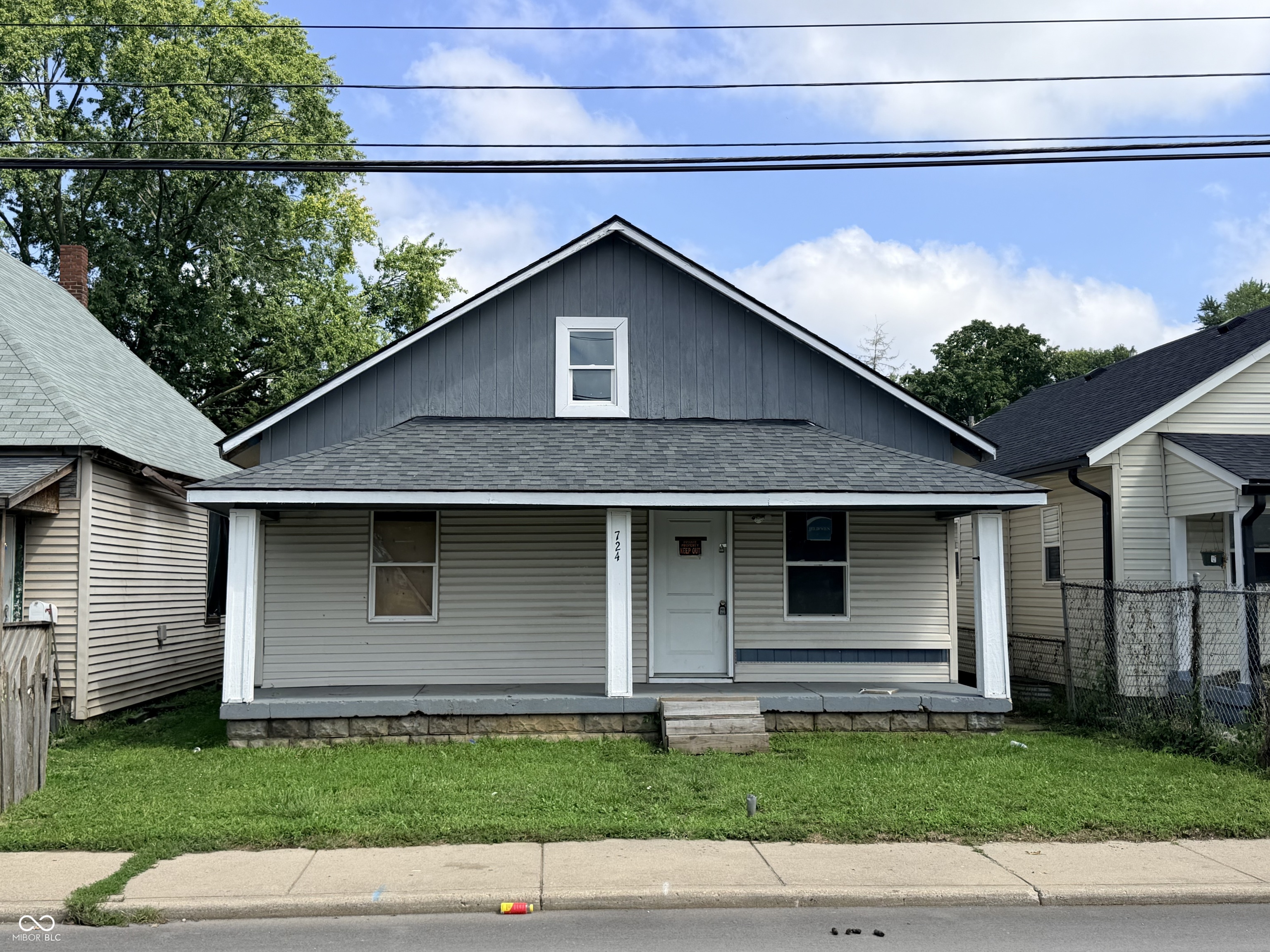 724 E Beecher Street — photo