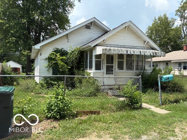 3111 S Pershing Drive — photo
