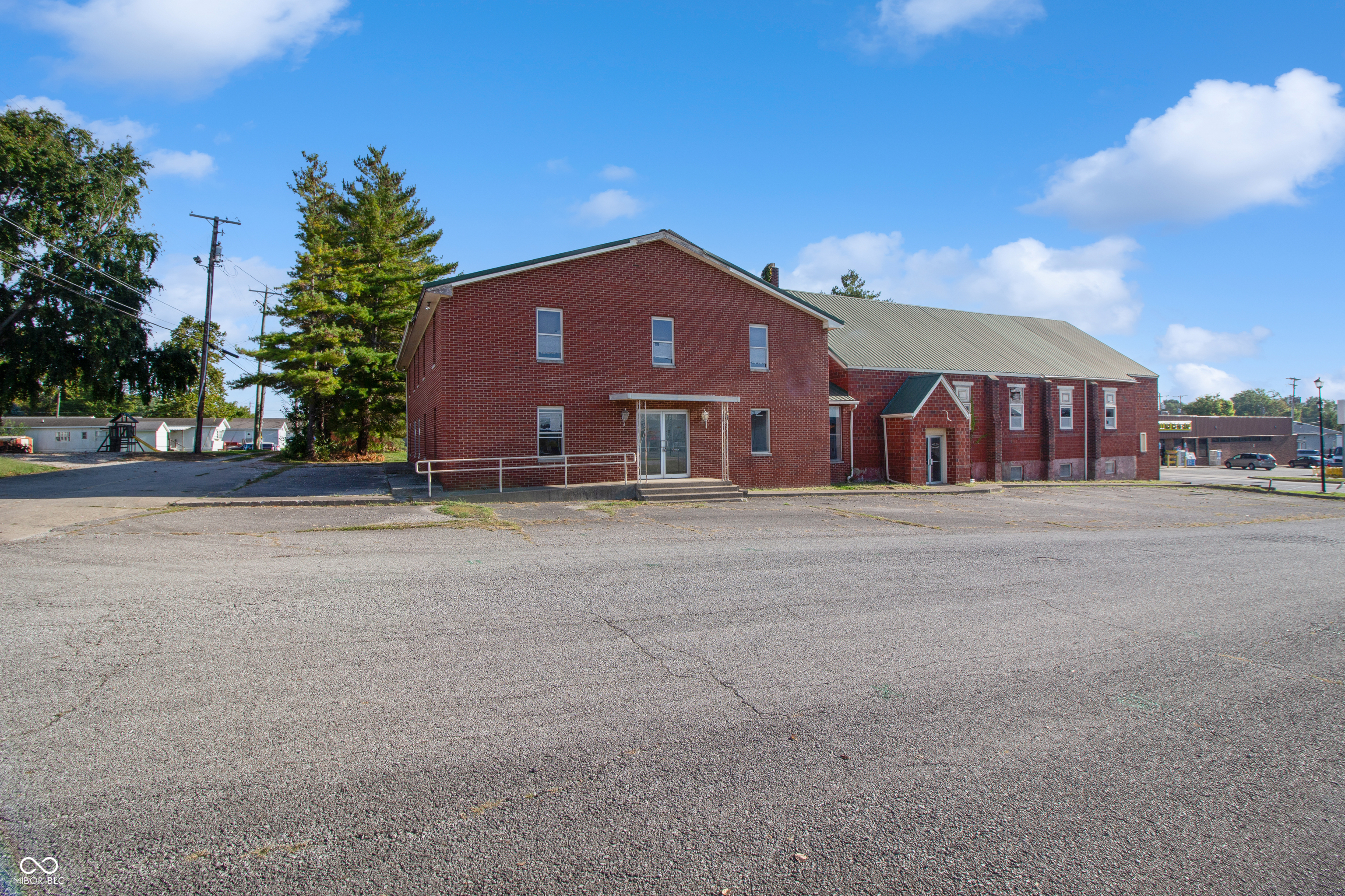 220 S Main Street — photo