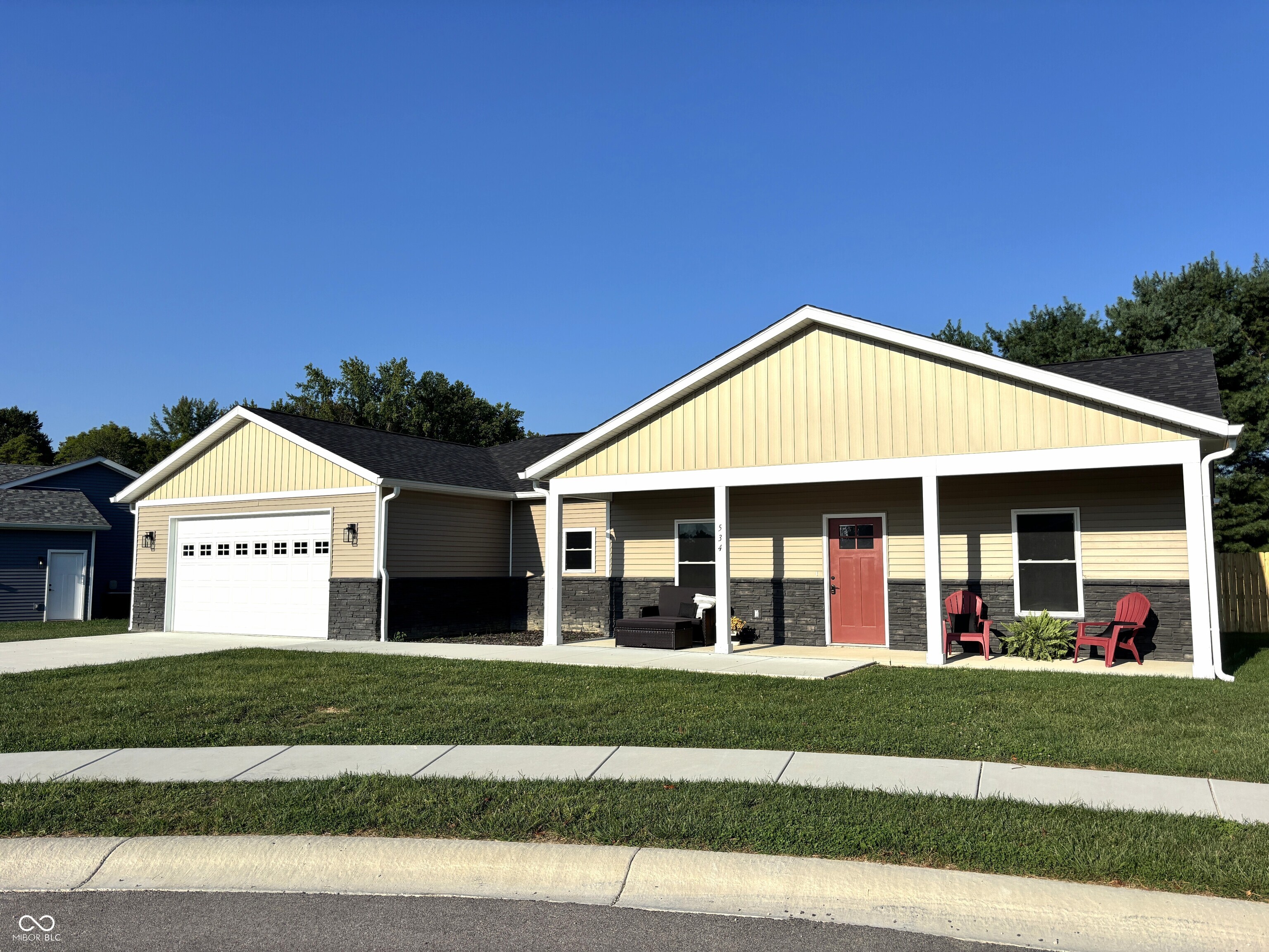 534 E Dogwood Court — photo