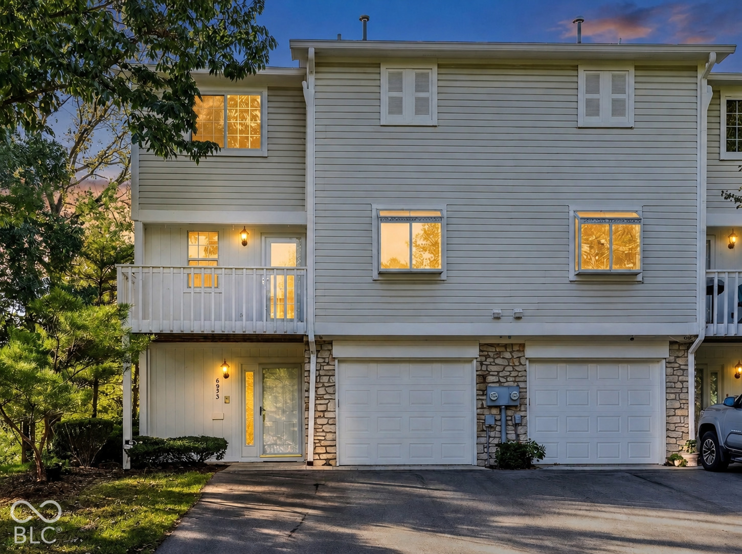 6873 Shore Island Drive — photo